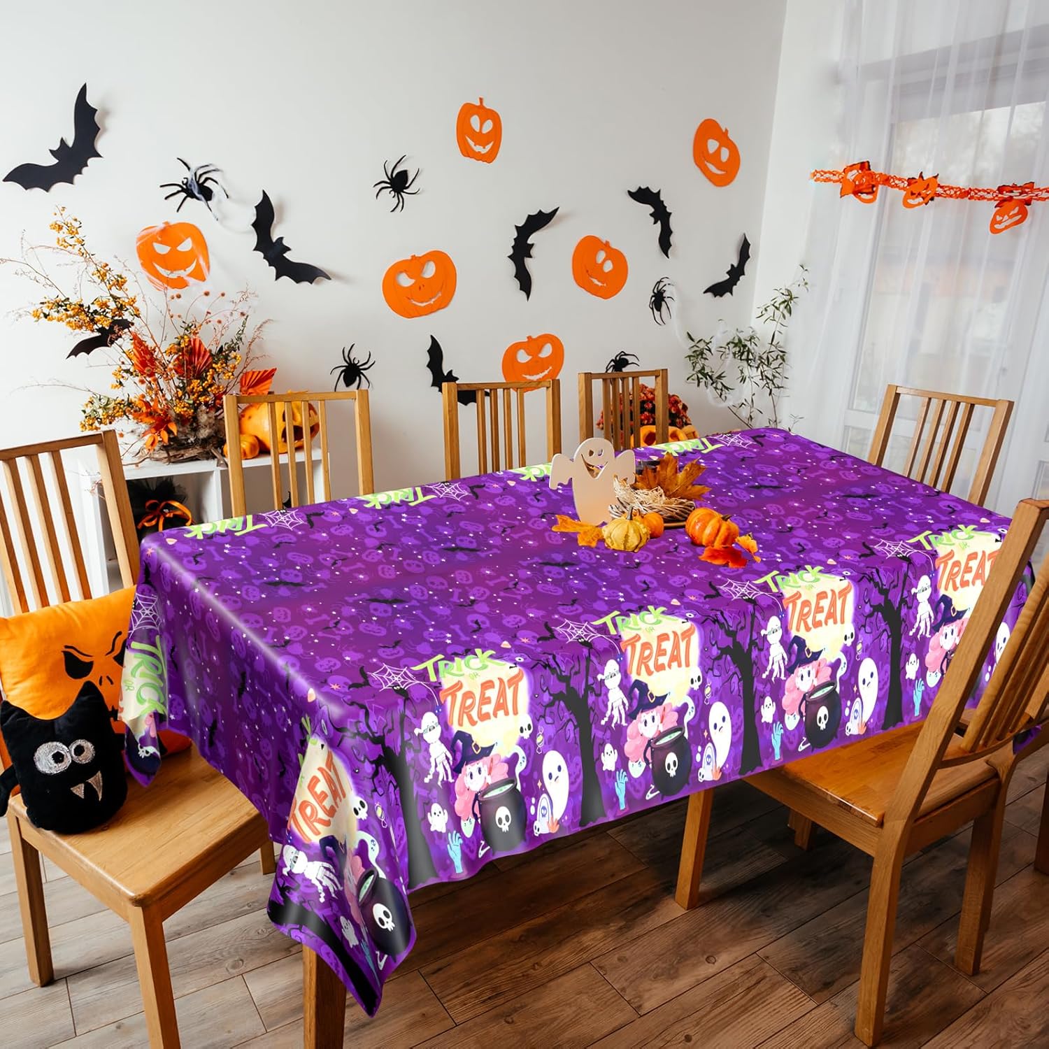 PLULON Mantel de Halloween de 54 x 108 pulgadas, mantel de plástico con diseño de murciélago zombi para decoración de mesa de cena de vacaciones,