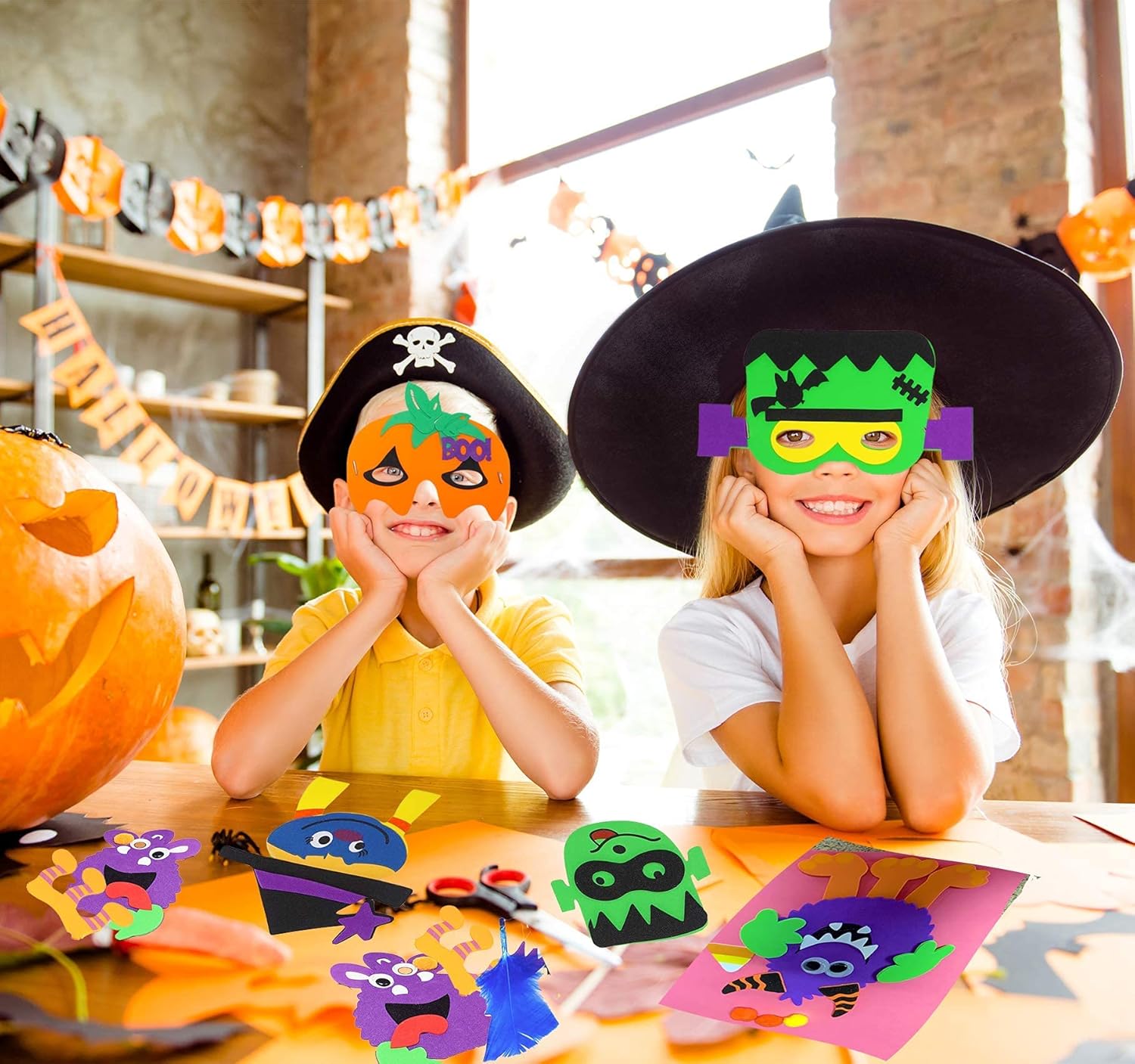4E’s Novelty Manualidades de Halloween para niños, kit de manualidades de espuma autoadhesiva  4 estilos  Actividades de grupo en casa escolar,