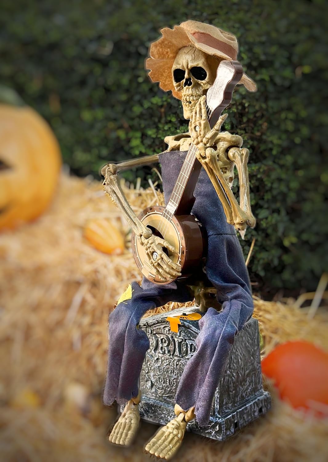 Animatrónicos de mesa de Halloween, reproductor de banjo activado por movimiento con música, decoración de sala de estar interior, centros de mesa