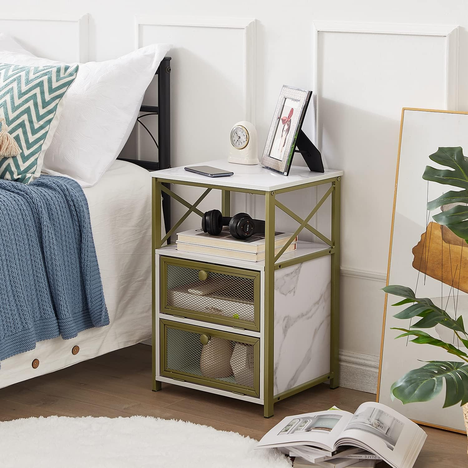 VECELO – Mesita de noche, mesa auxiliar con espacio de almacenamiento y puerta, mesita de noche modernas para sala de estar, dormitorio, marrón,