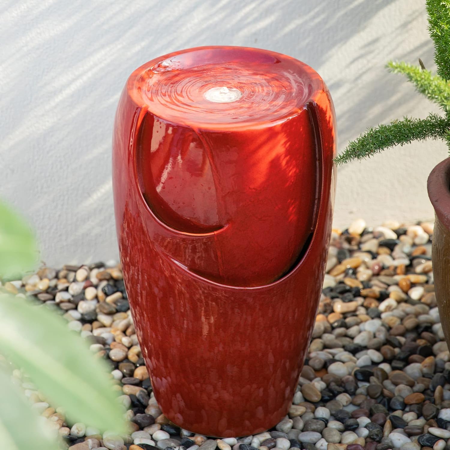 Glitzhome Jarrón de cerámica de 21.25 pulgadas de alto, fuente de agua para exteriores, fuente de agua alta para patio y jardín, con luz LED y bomba