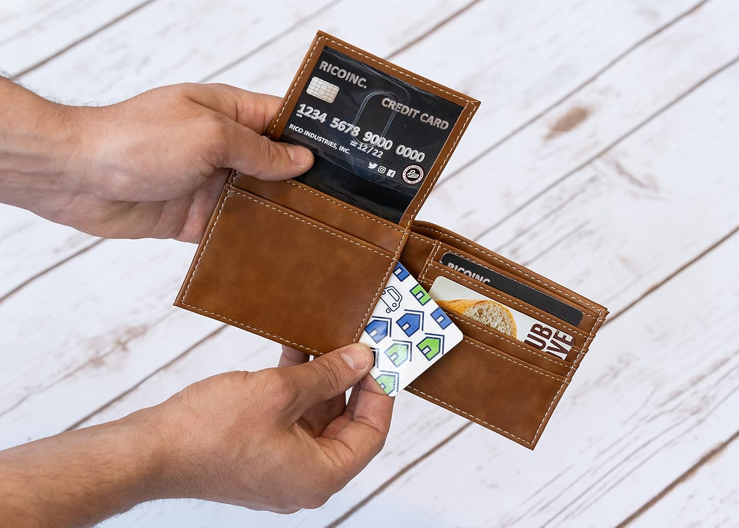 Rico Industries NHL – Cartera para billetes grabada con láser, con grabado láser, diseño delgado, gran regalo