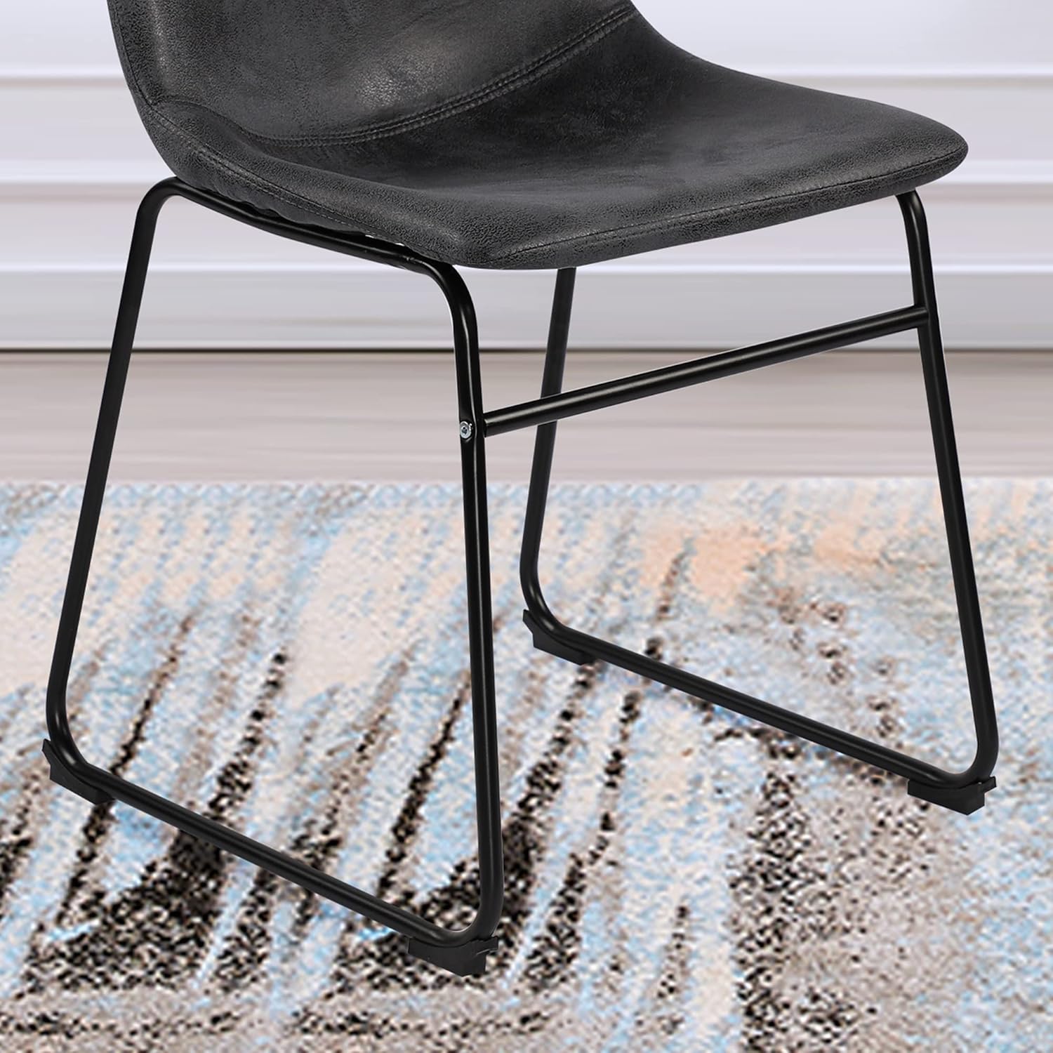 GOTMINSI Silla de comedor estilo mediados de siglo, sillas de bar sin brazos retro antiguas con asiento de piel sintética y base de metal, juego de
