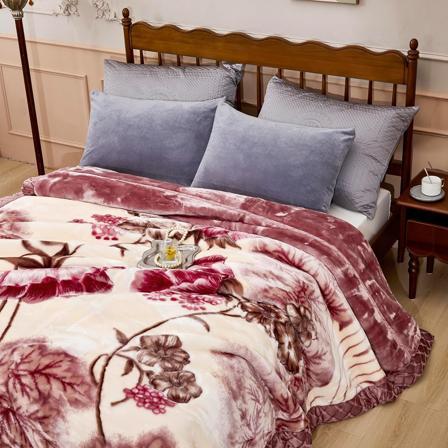 LGYKUMEG Manta de forro polar de visón de 59 x 79 pulgadas, 2 capas reversibles y sedosas de felpa cálida para otoño e invierno, 5.5 libras.
