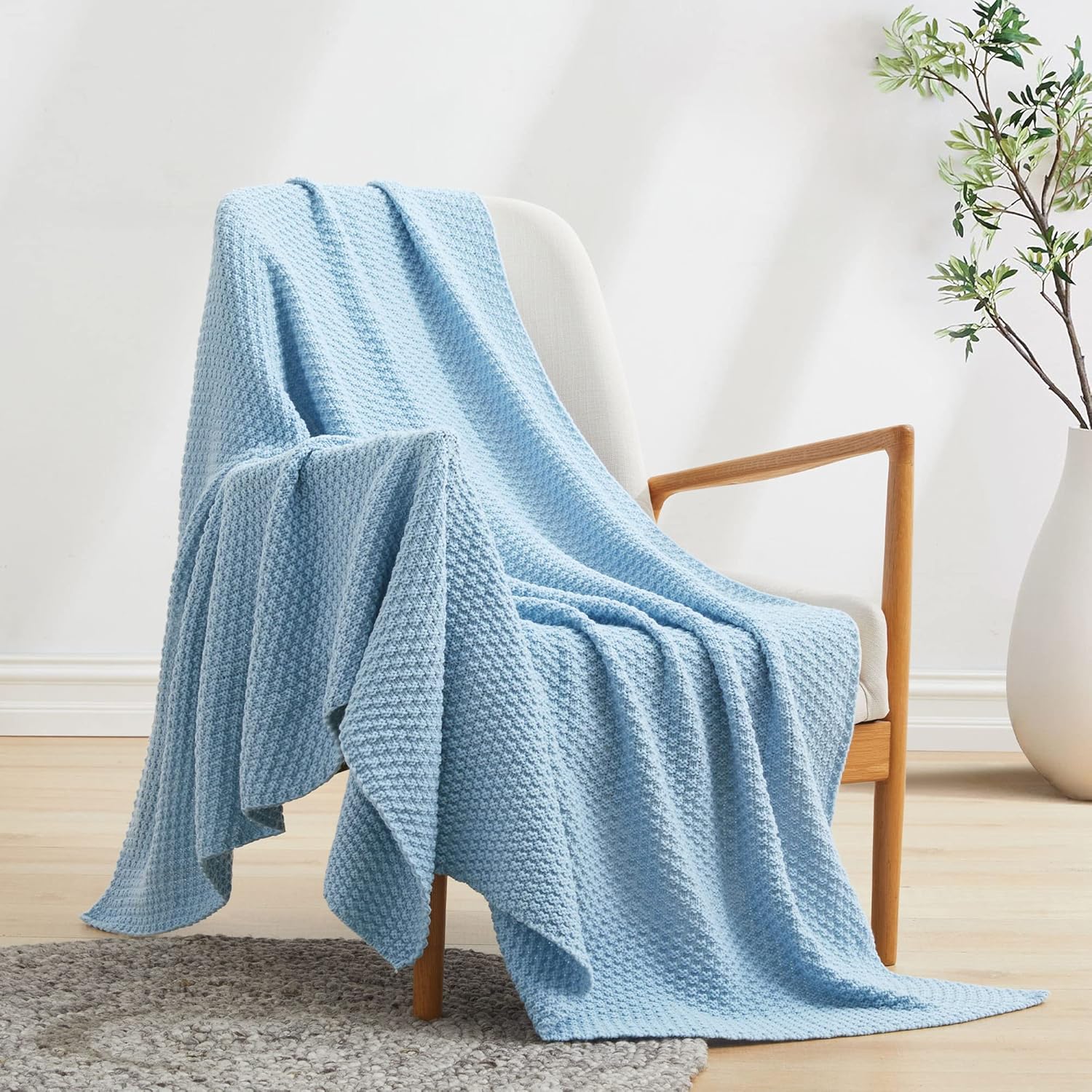 Dreamhood Manta de punto para sofá y sillón, mantas de color azul cielo para verano, mantas tejidas suaves y ligeras para todas las estaciones, 50 x