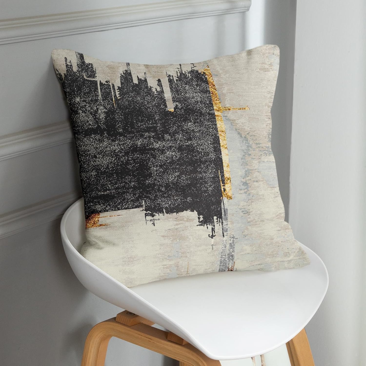 Juego de 4 fundas de almohada decorativas para decoración del hogar, diseño abstracto negro y dorado, fundas de almohada decorativas de 18 x 18