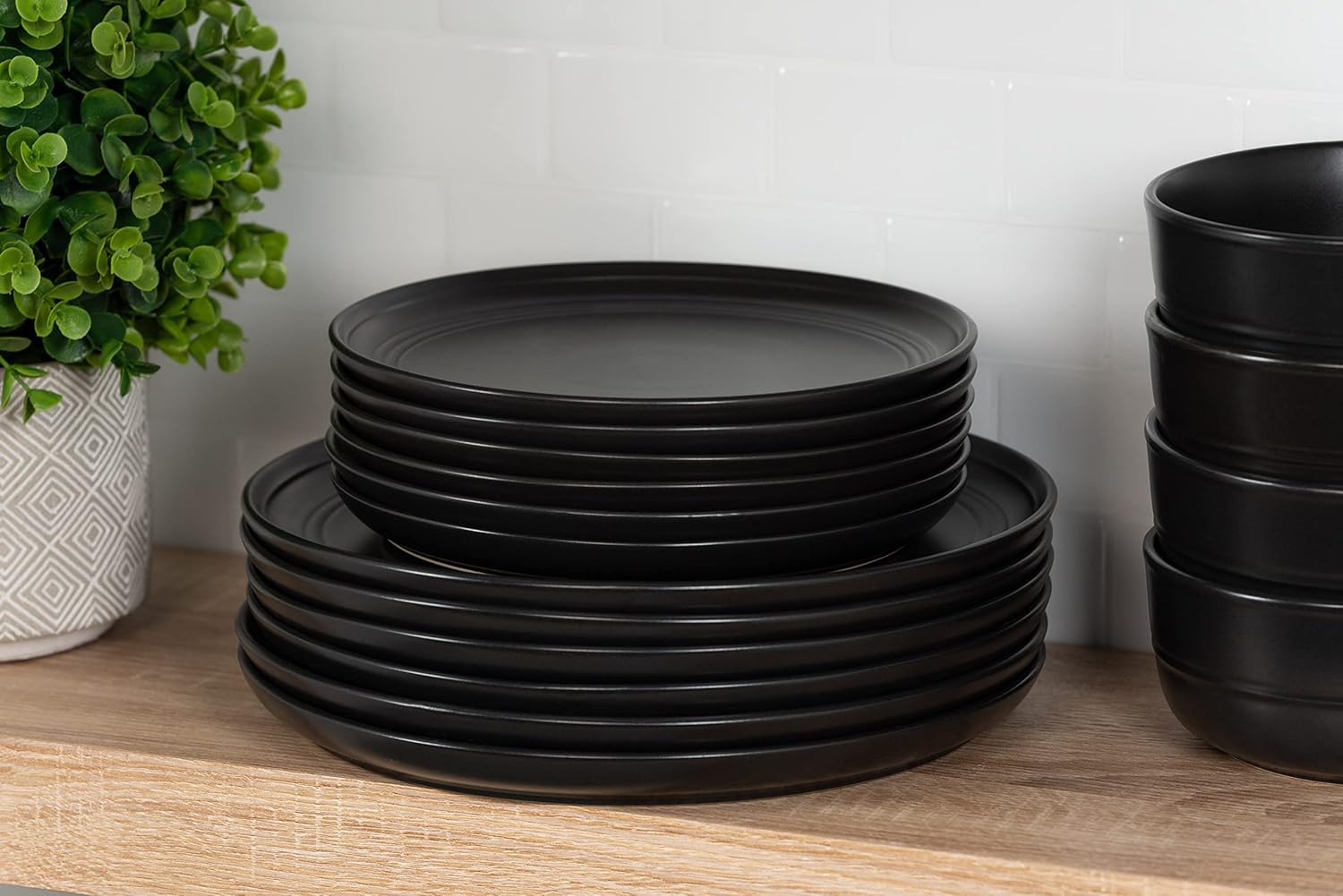 Double Line – Plato de ensalada de 8.25 pulgadas, juego de 6, negro mate
