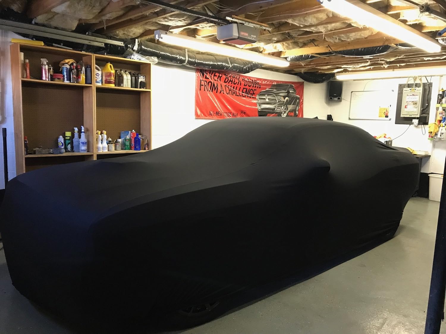 CarCovers Funda para camioneta de interior compatible con Mercedes-Benz 2016-2018 Metris  Material de satén negro ultra suave para interiores que
