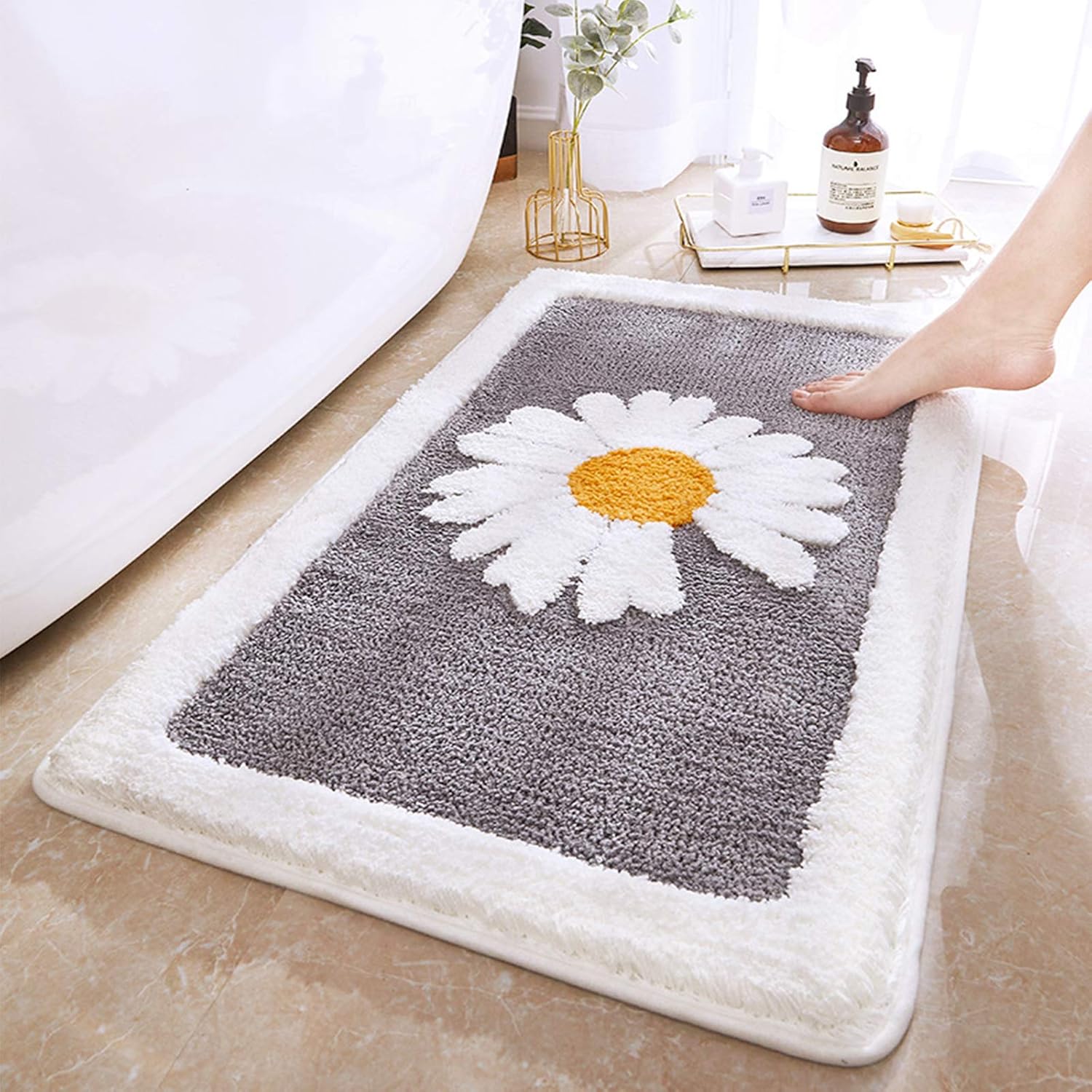 Alfombra cómoda de felpa de lujo para baño, hermoso diseño de margaritas, decoración perfecta, alfombra de felpa pequeña antideslizante, lavable a
