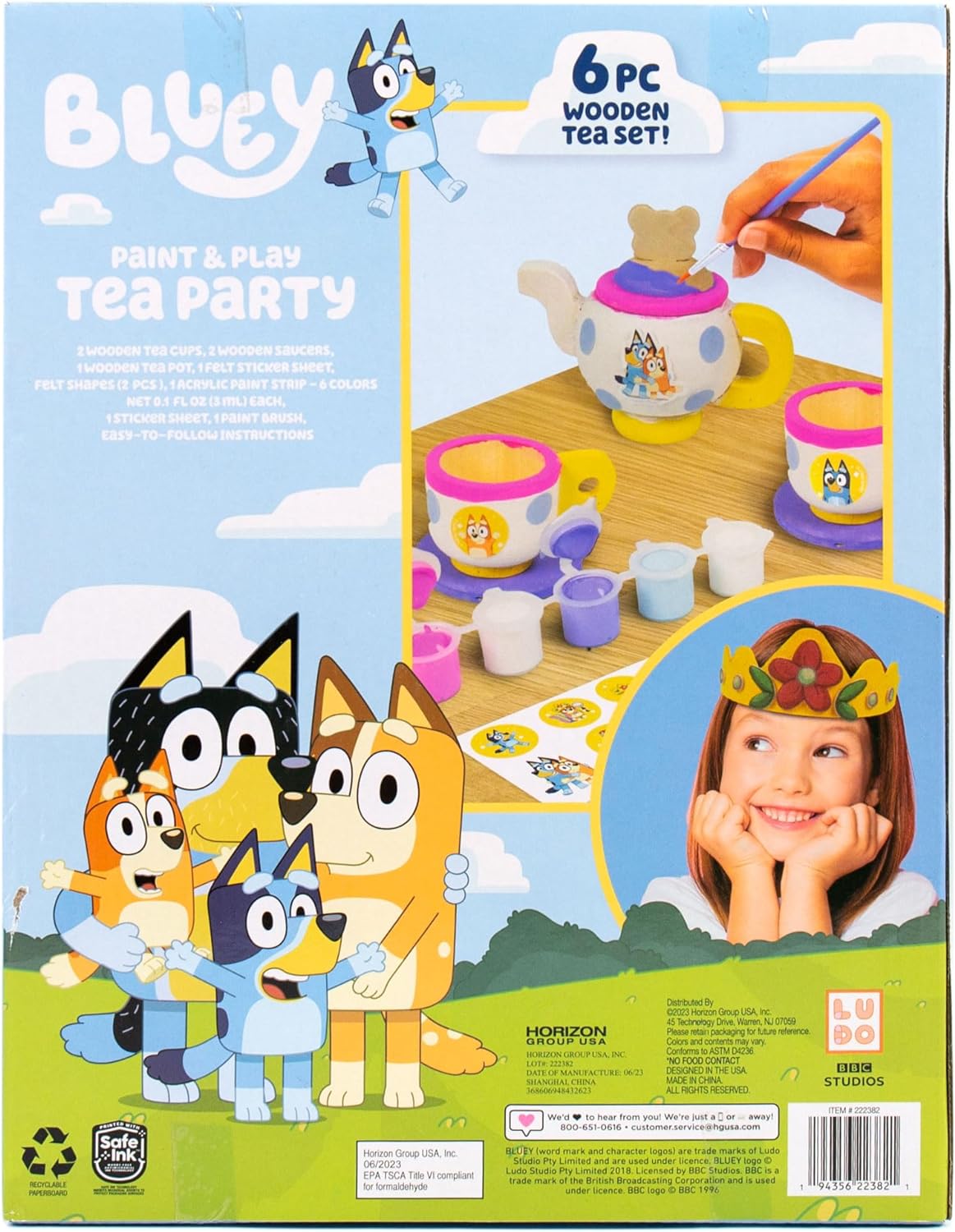 Bluey Paint & Play Tea Party, juego de té de madera de 6 piezas, personalizable con calcomanías de pintura y Bluey (idioma español no garantizado),