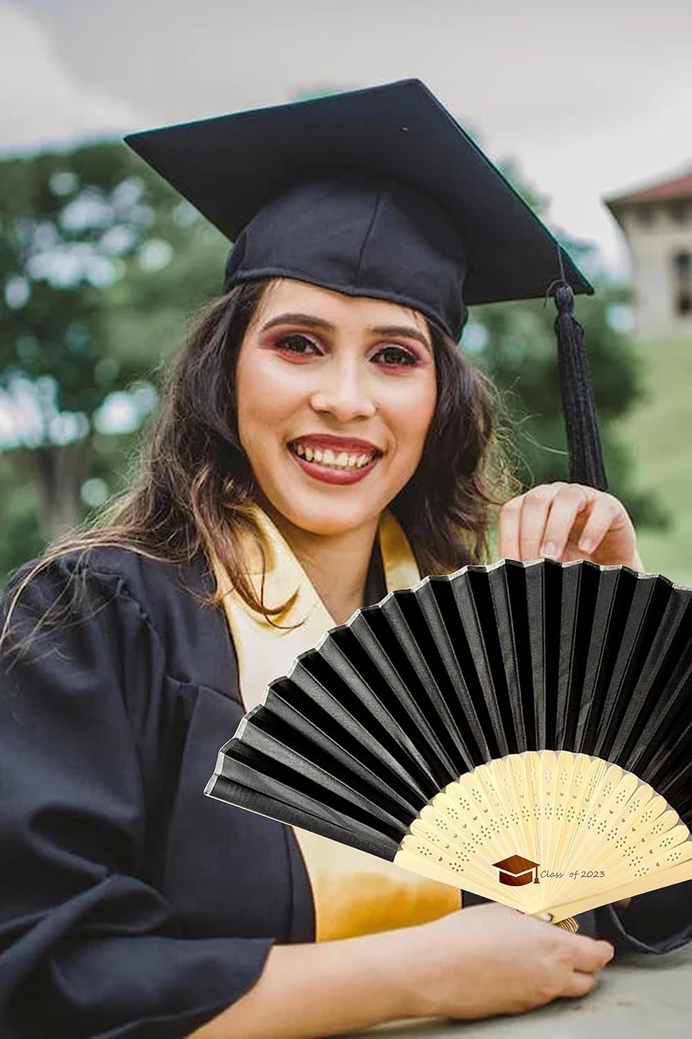Abanicos de mano personalizados a granel ventiladores de seda personalizados con grabado en el mango, regalos de fiesta para invitados, abanicos de