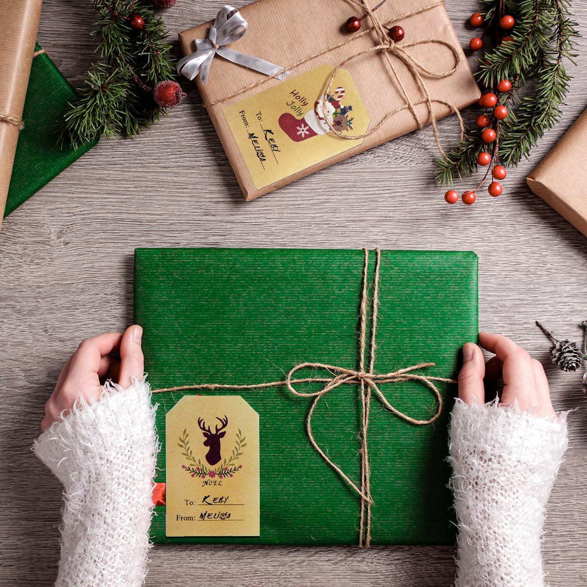 Etiquetas de regalo de Navidad para envolver desde calcomanías, 200 etiquetas de regalo autoadhesivas de papel kraft para regalos de Papá Noel,
