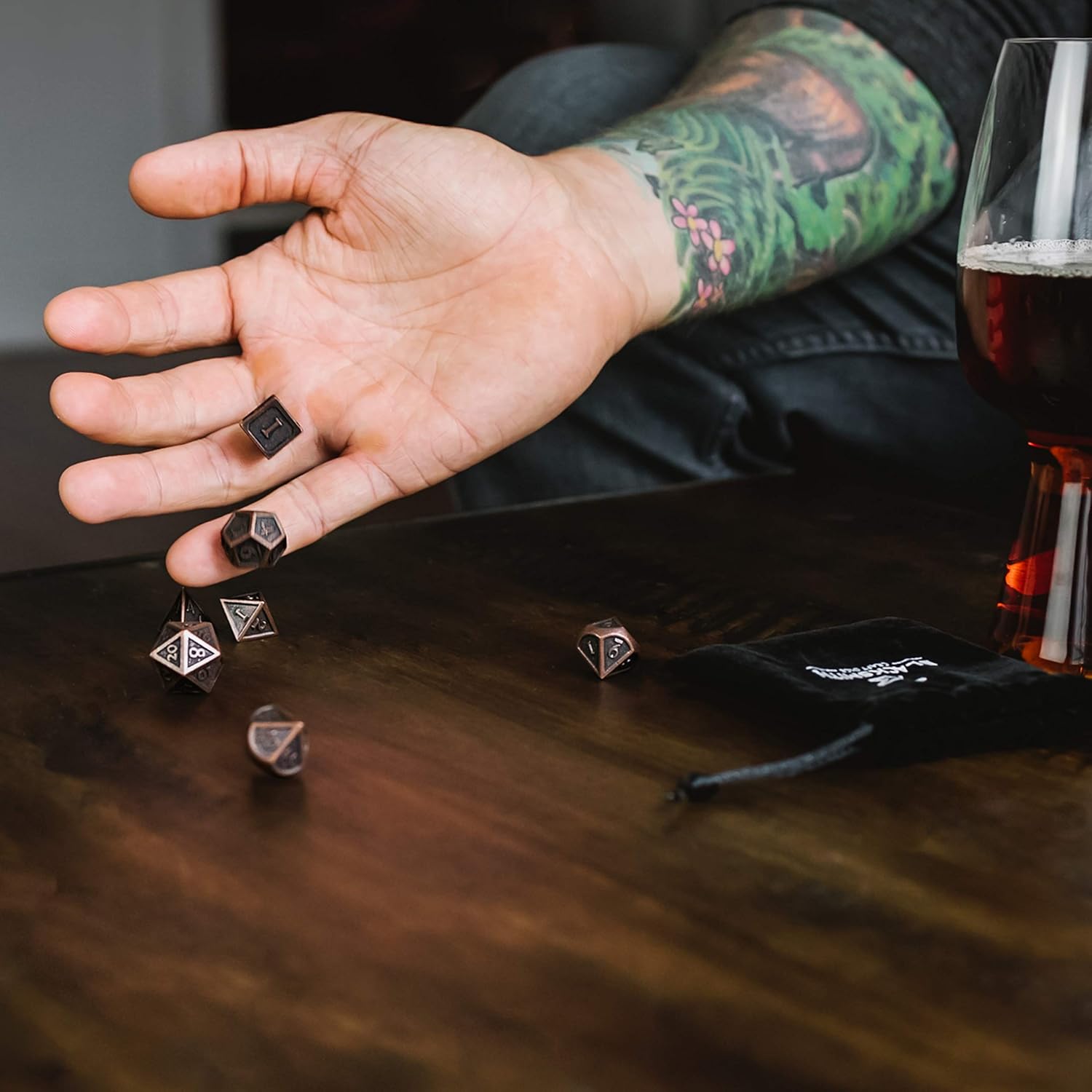 Juego de dados de metal DND, 7 piezas, juego de dados de metal indestructibles con bolsa de dados juego de dados D&D (juego de dados de mazmorras y