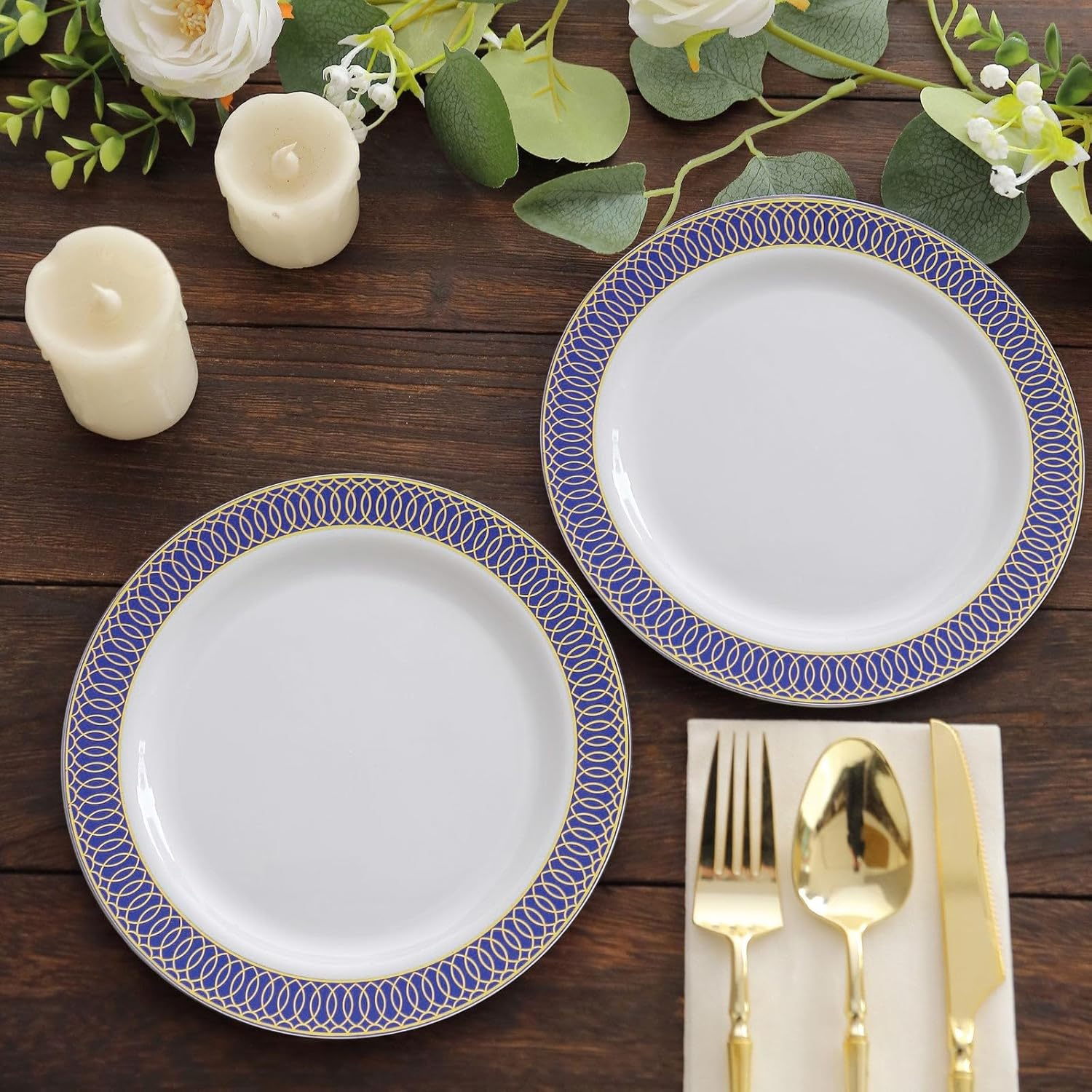 Efavormart – Paquete de 10 platos de postre de plástico blanco con borde en espiral azul marino dorado, platos redondos desechables de 7 pulgadas
