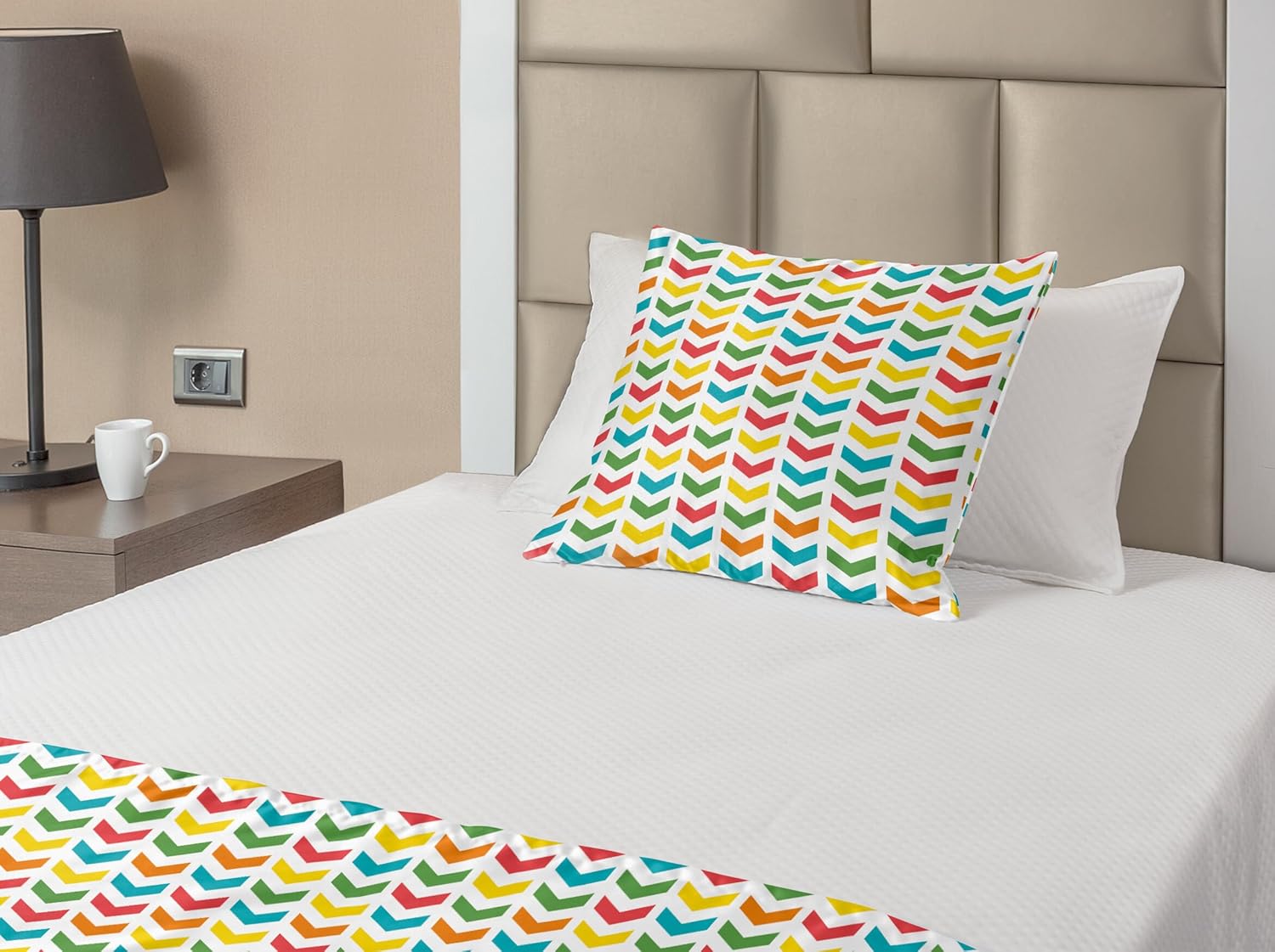 Ambesonne Arrow Bed Runner Set, Illustration of Colorful Repetitive Arrows Pointing Downwards on a Plain Background, Decorative Bedding Scarf and a