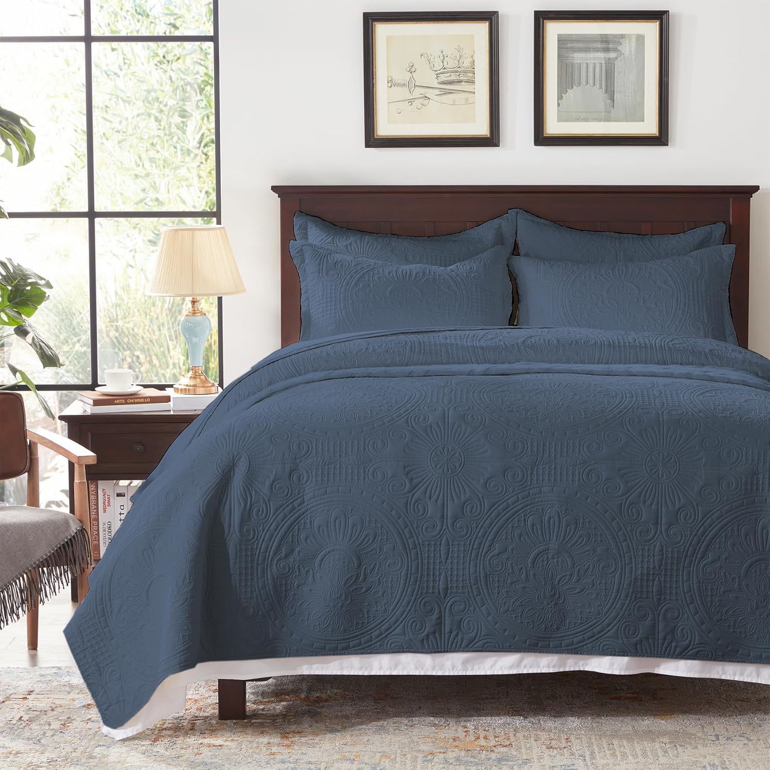 Anluoer Juego de ropa de cama de tamaño individual, color azul marino en relieve, colcha ligera de microfibra suave de verano, colcha para todas las