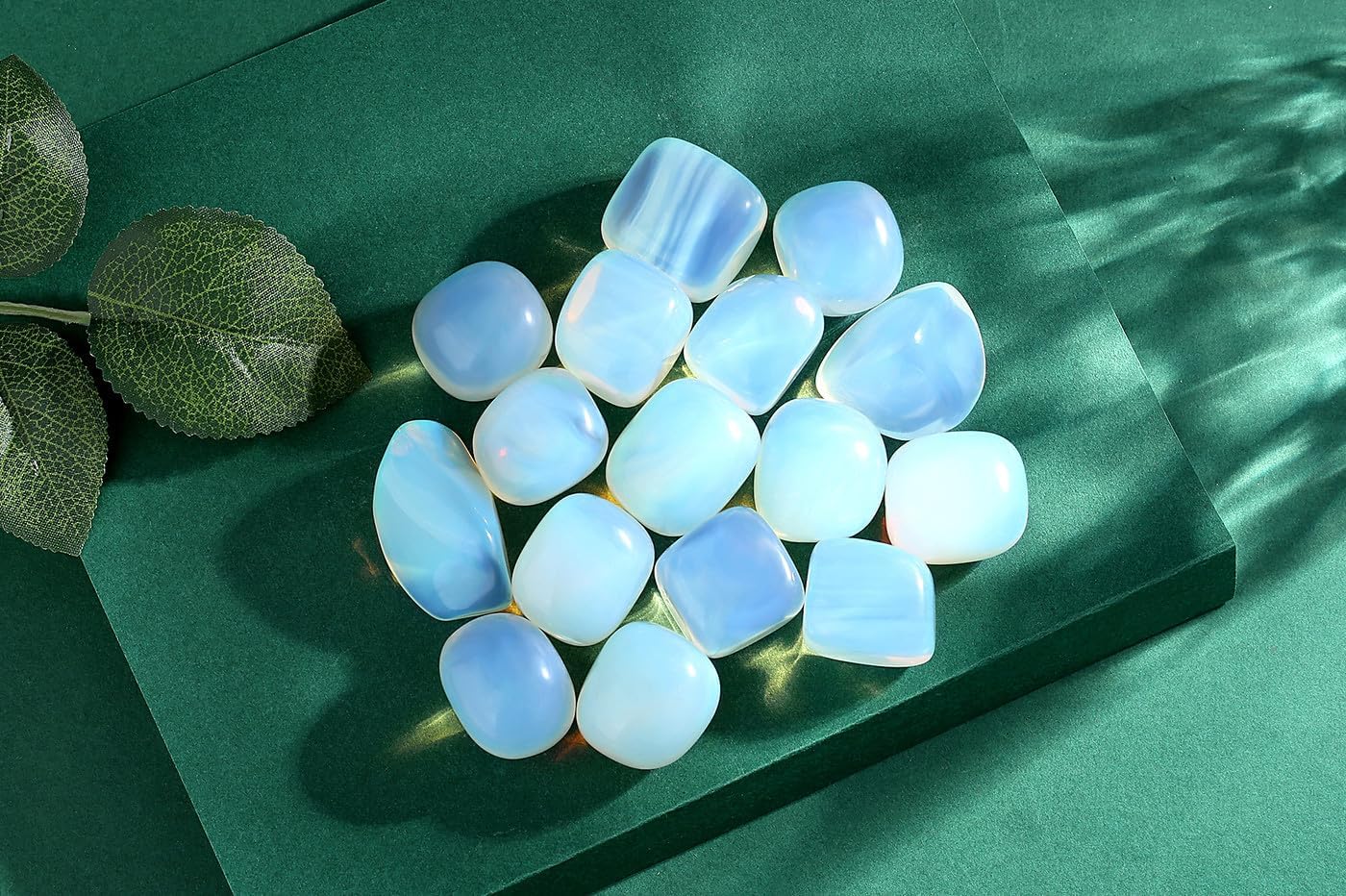 QINJIEJIE Piedras pulidas de ópalo, cristales caídos, piedras preciosas a granel, cristal curativo, juego de rocas de opalita blanca, paisaje