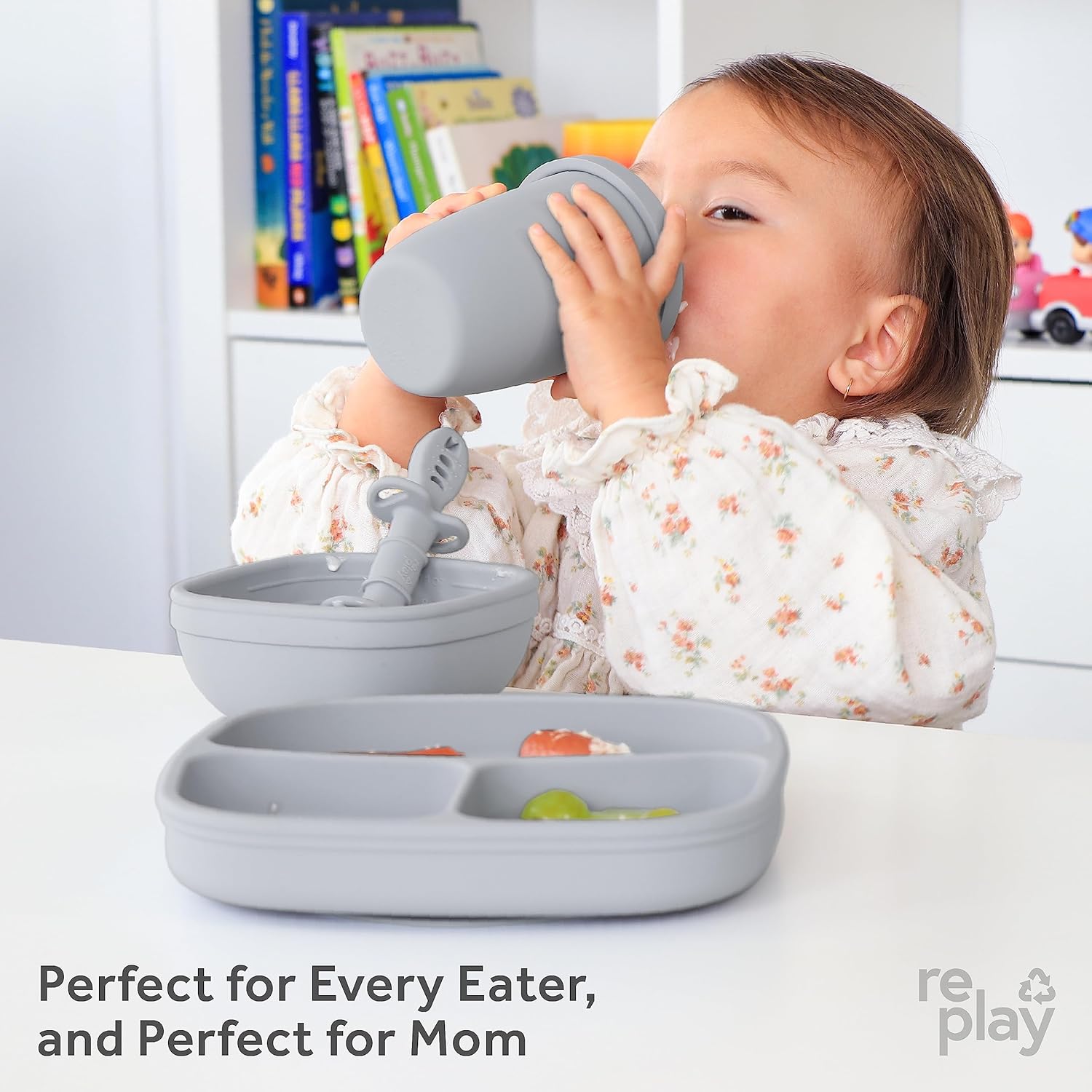 Re-Play Sustainables – Vaso de silicona para niños pequeños, 8 onzas, fabricado con silicona platino de grado médico, nube