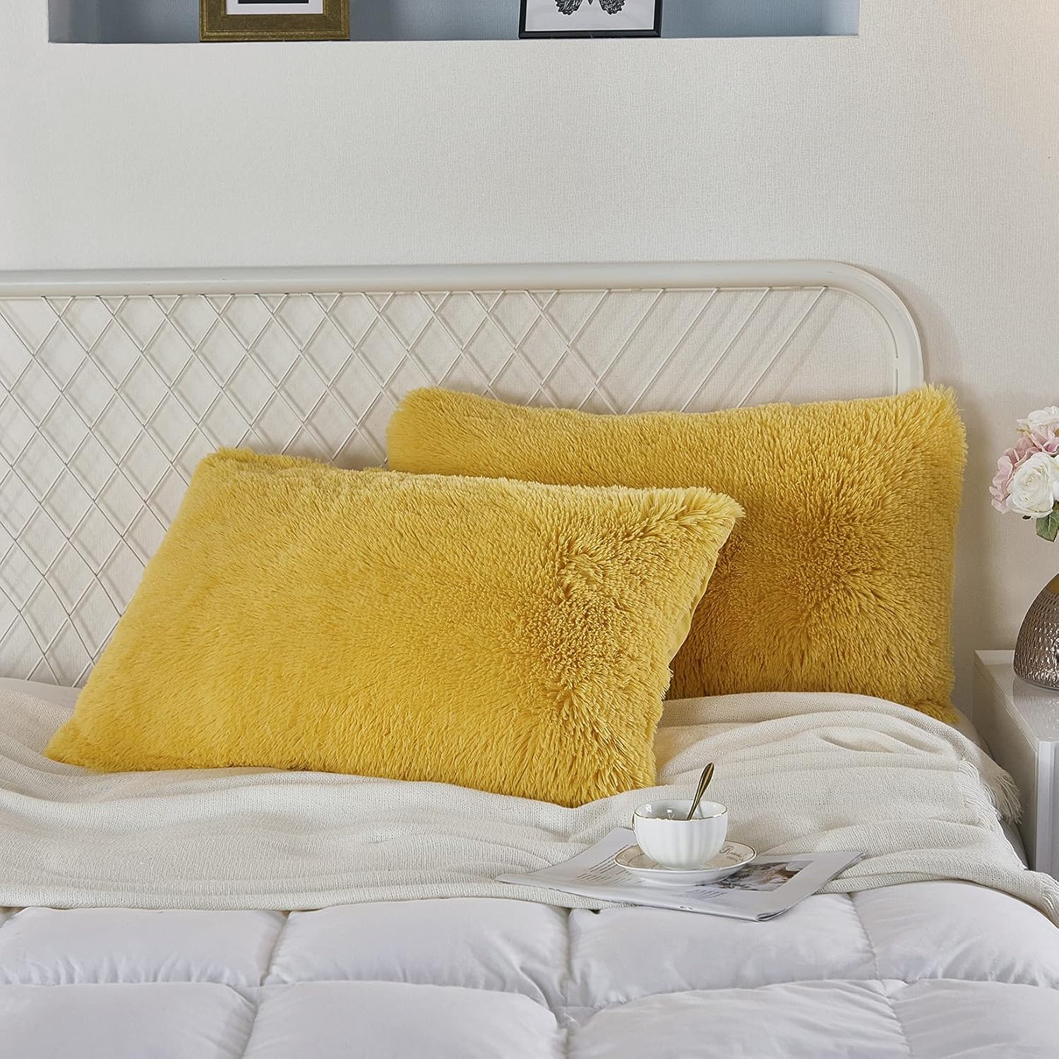 Uhamho Juego de 2 fundas de almohada de piel sintética de terciopelo suave, fundas de almohada decorativas con cierre de cremallera (amarillo limón,
