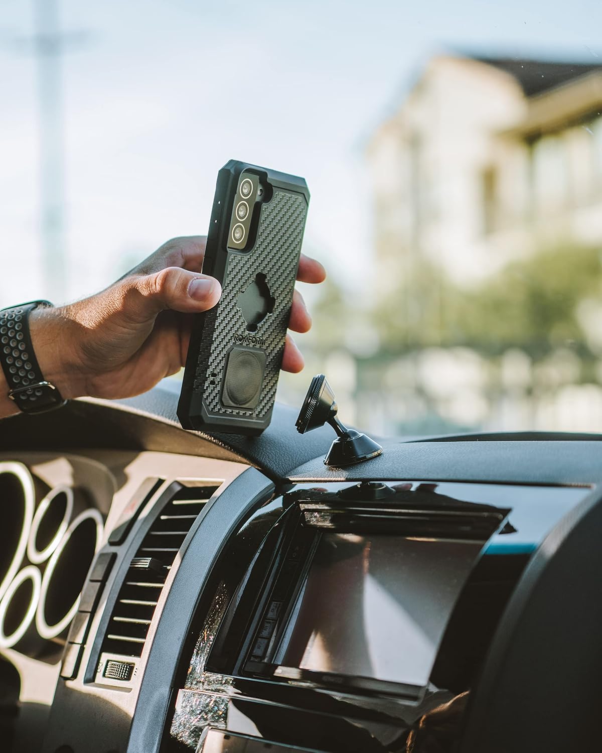 Rokform – Funda ultra resistente para Galaxy Note 20 + soporte giratorio para teléfono para automóvil, camión o camioneta