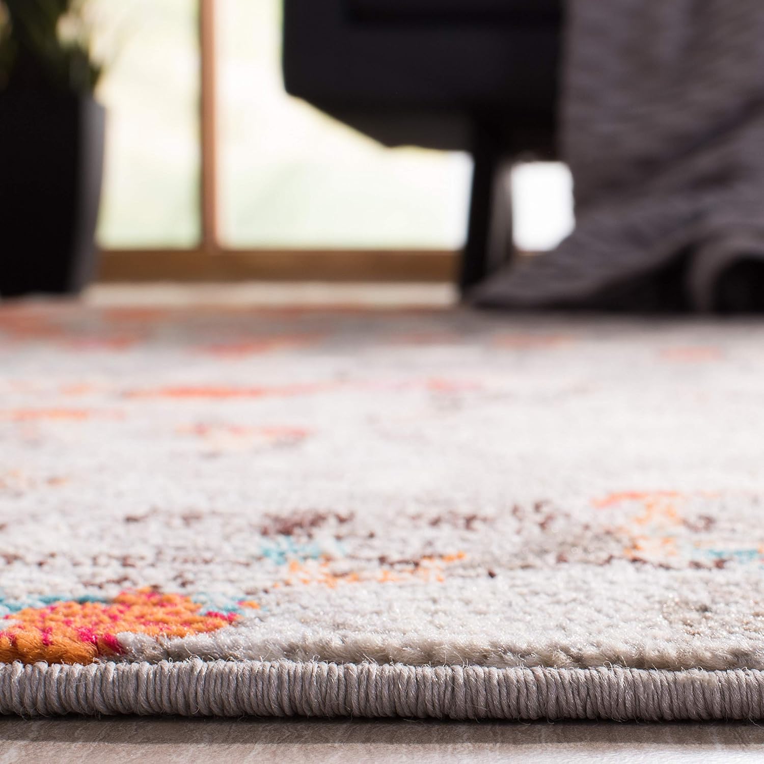 SAFAVIEH MAD425H Madison Collection Alfombra decorativa cuadrada de 3′, grisnaranja, diseño abstracto bohemio desgastado, no desprende pelusa, para