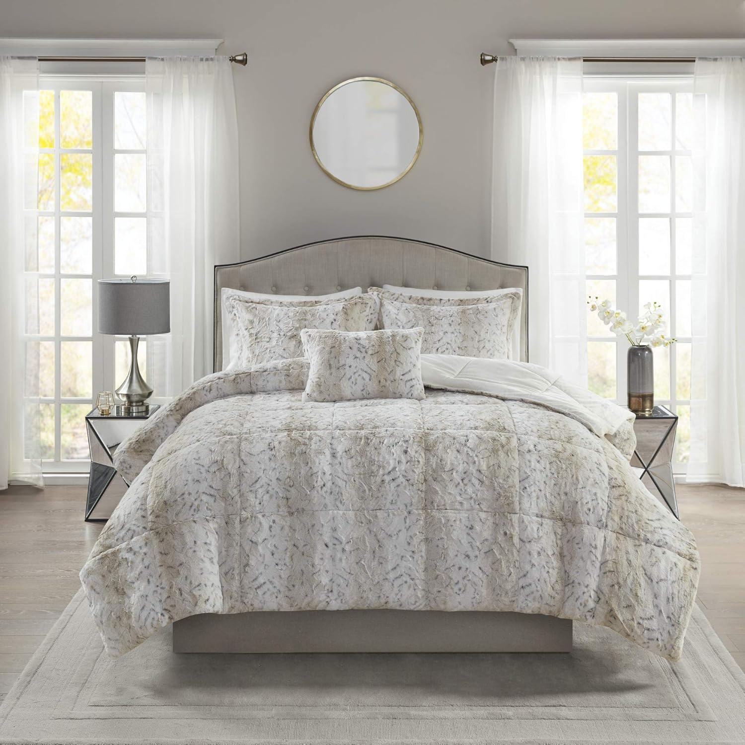 Madison Park Zuri Soft Plush Comforter Set, Faux Fur Animal Stripes Design, Faux Mink On The Reverse, Modern All Season Bedding Set with Matching