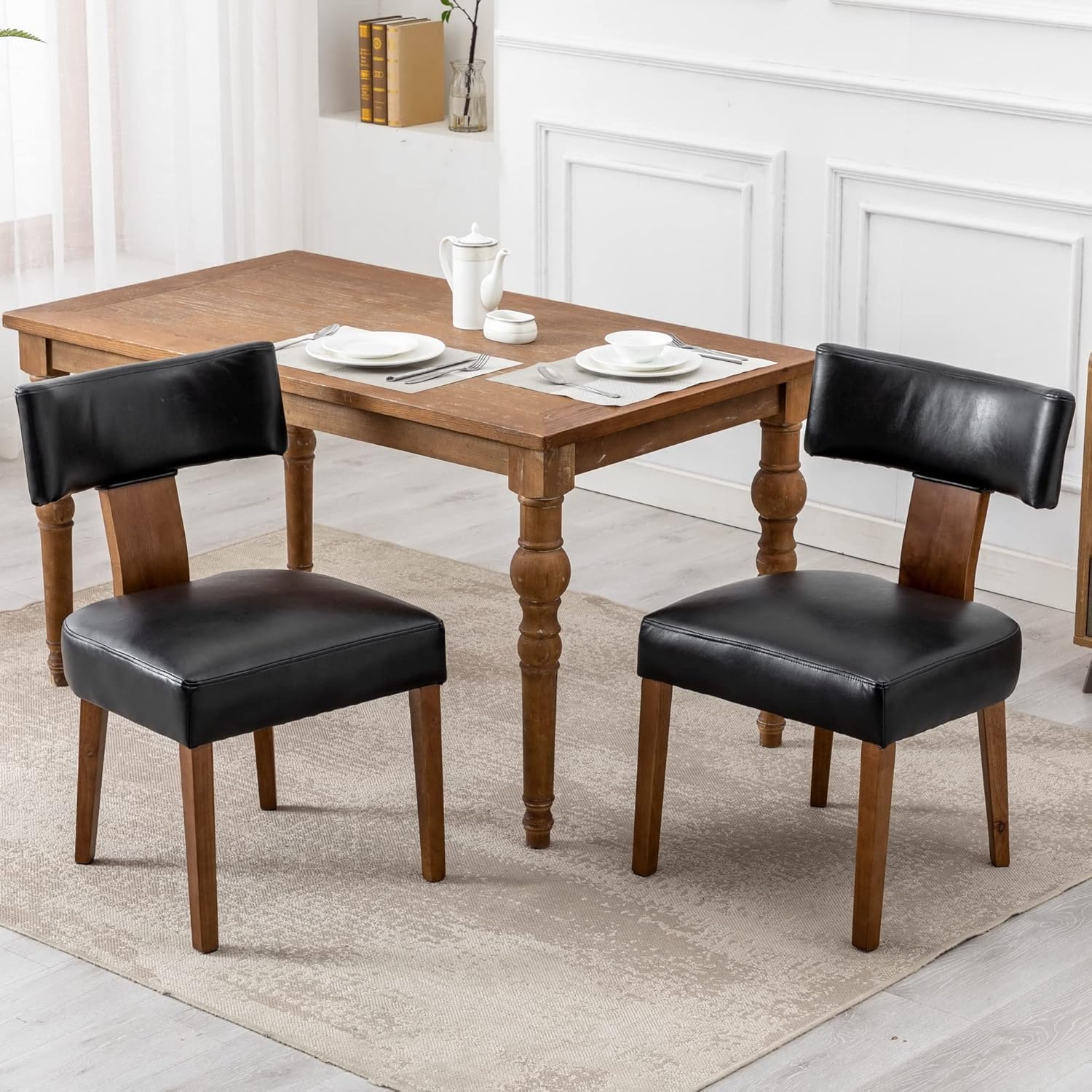 BESTANO Juego de 2 sillas de comedor modernas, cómodas sillas laterales tapizadas con patas de madera, sillas de comedor de piel sintética con