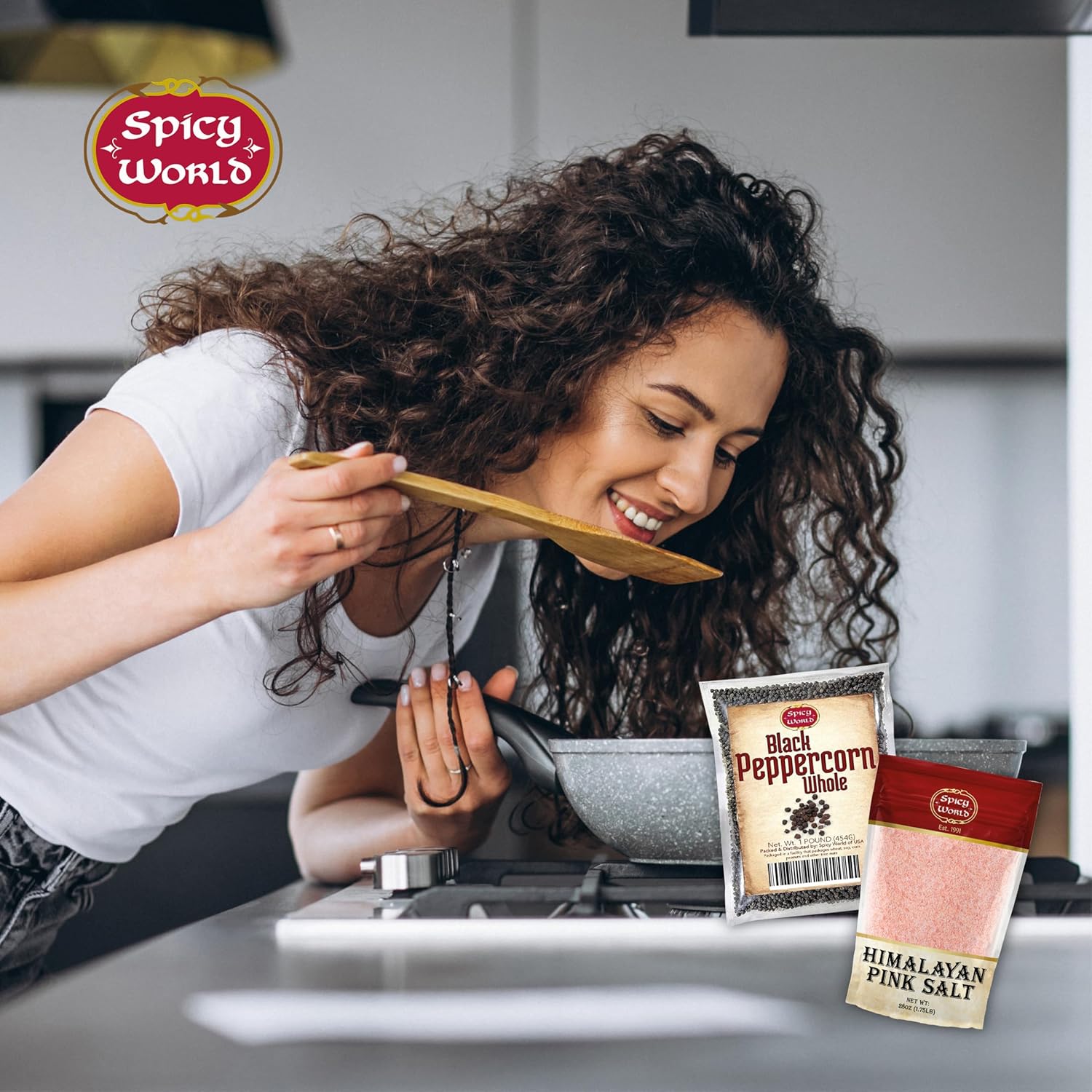 Spicy World Granos de pimienta negra entera de 16 onzas + sal rosa del Himalaya fina 1.75 libras (28 onzas)