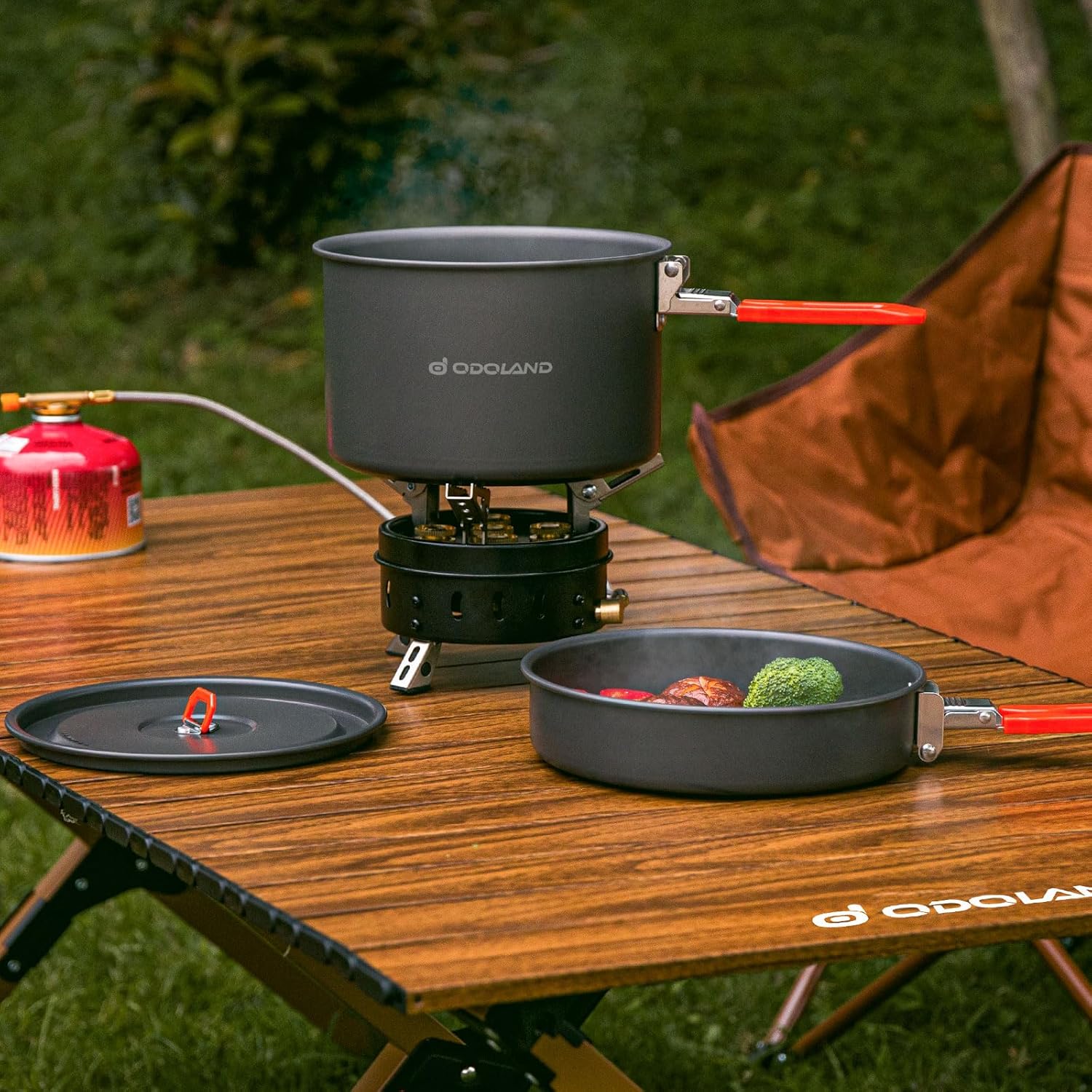 Odoland Kit de utensilios de cocina para camping, antiadherente, ligero, juego de ollas y sartenes con bolsa de malla para camping, mochileros,