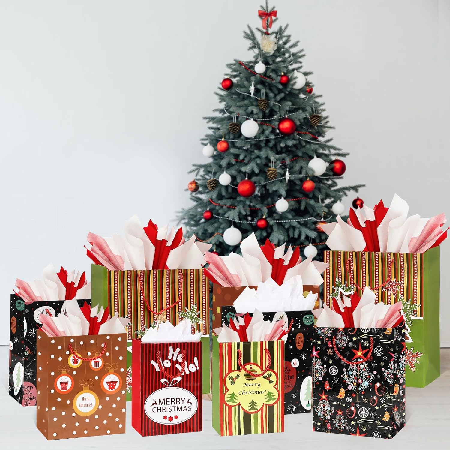 BEISHIDA 24 bolsas de regalo de Navidad de varios tamaños con asas y etiquetas, bolsas de Navidad a granel 6 extra grandes de 16 pulgadas, 6 grandes