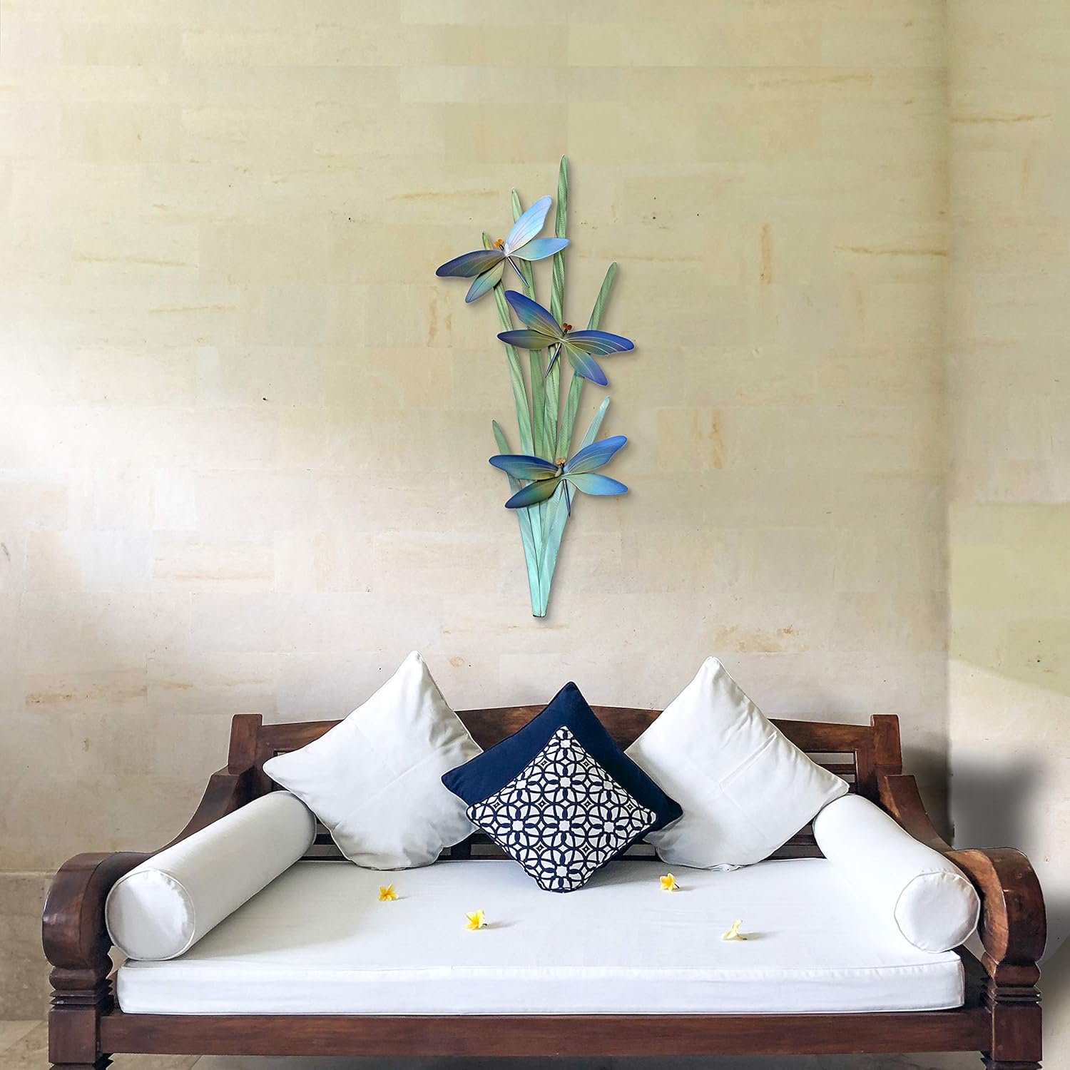 T.I. Design Dragonflies in Marsh – Decoración de pared de metal contemporánea para casa de campo de lago costero