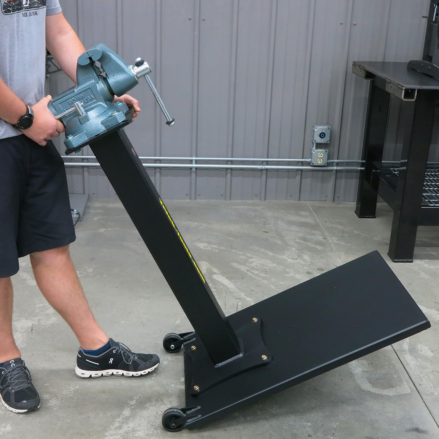 Trick-Tools Versa-Mount – Pedestal de piso de tornillo de banco y amoladora, fabricado en los Estados Unidos