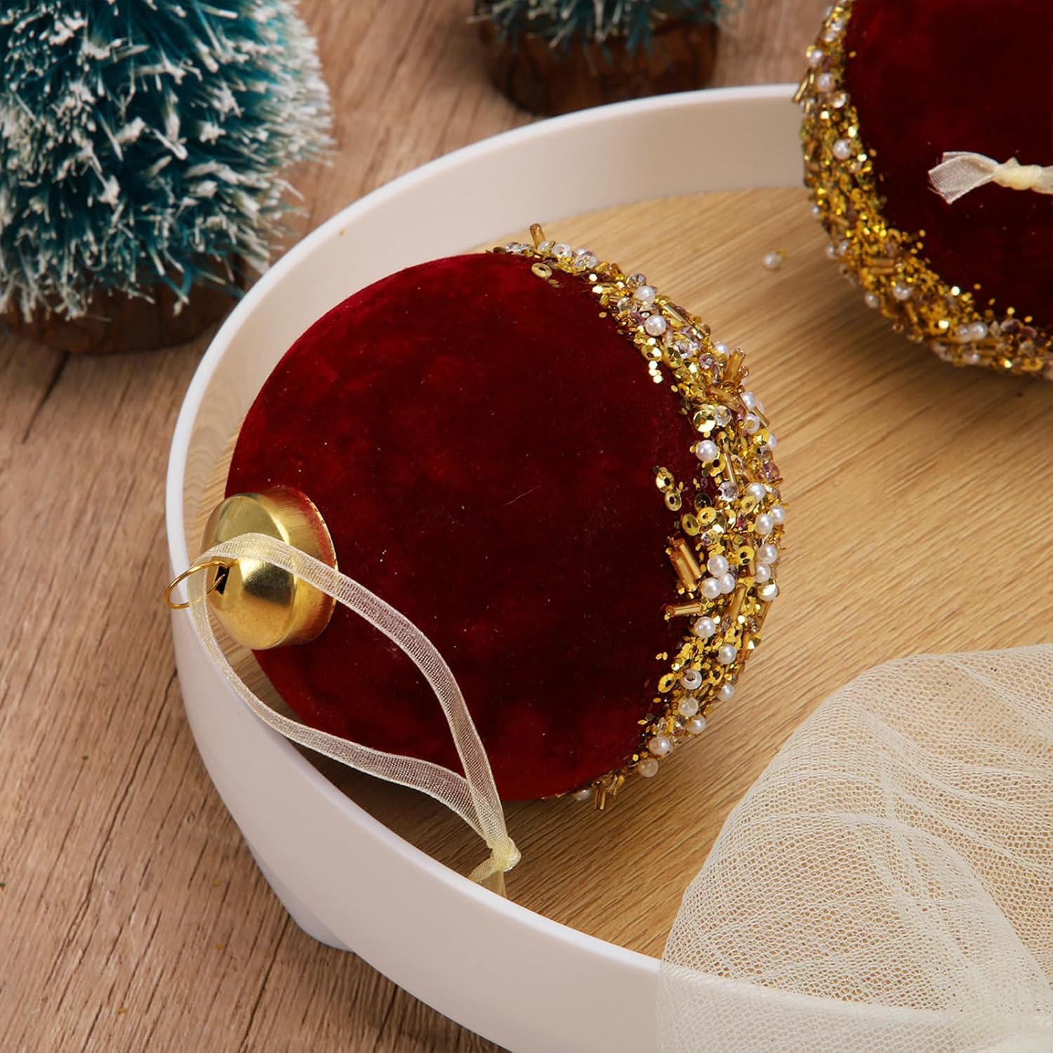 Bolas de Navidad rojas de 3 pulgadas, bolas colgantes para árbol de Navidad de terciopelo rojo, bolas de espuma de lentejuelas con purpurina