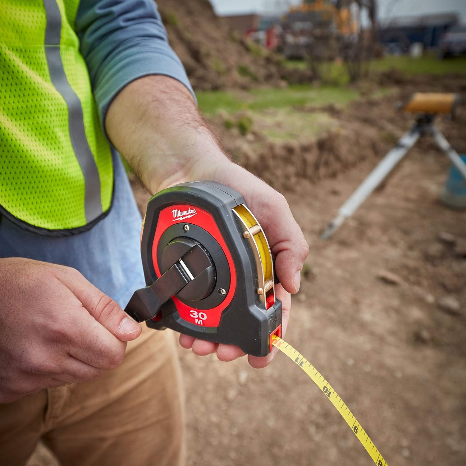 Milwaukee 48225103 Cinta larga cerrada 98.4 ft (ancho 0.374 in) (solo métrico), rojo