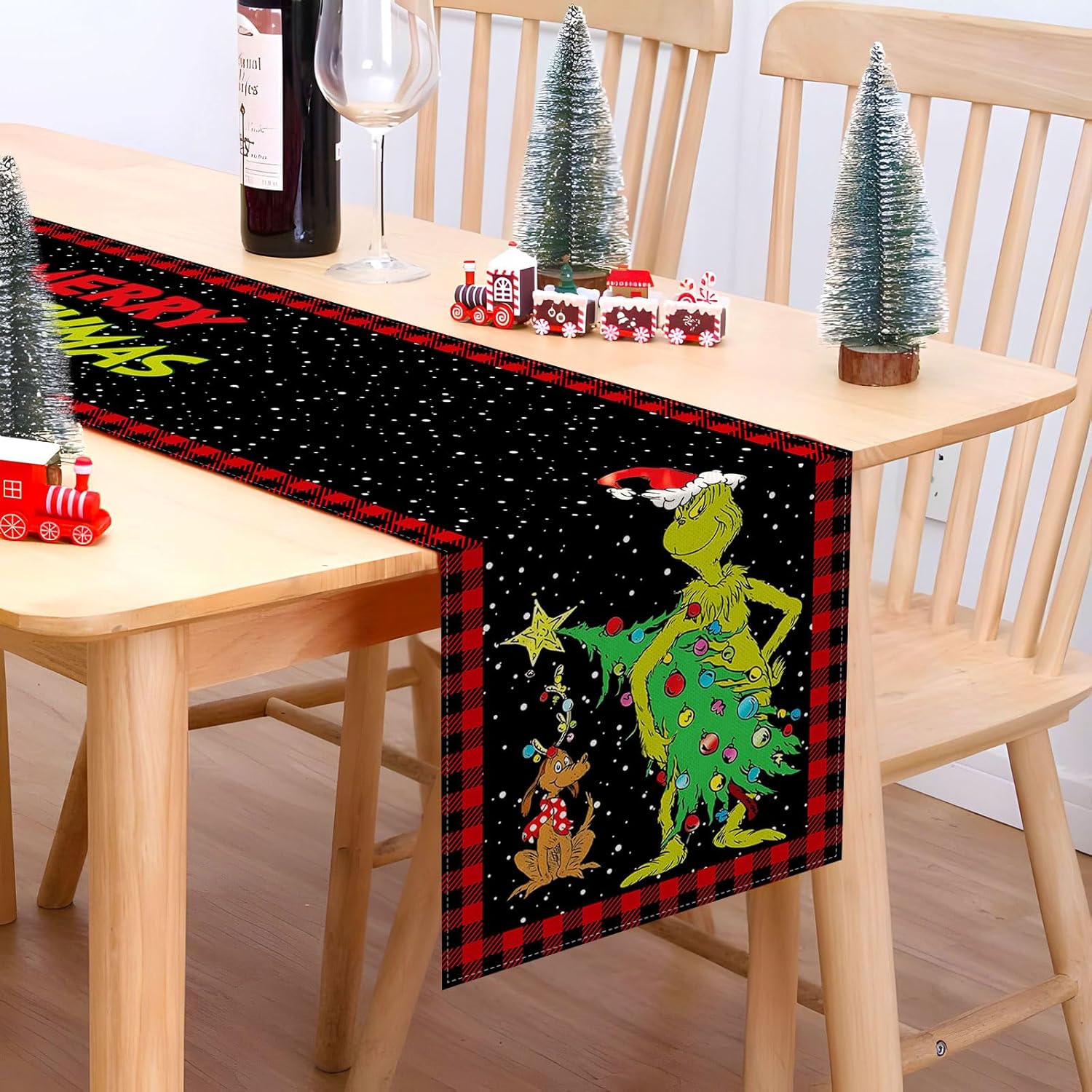 Camino de mesa Grinchmas Merry Christmas Whoville para fiestas de invierno, cocina, chimenea, comedor, decoración del hogar (negro y rojo, 13 x 72