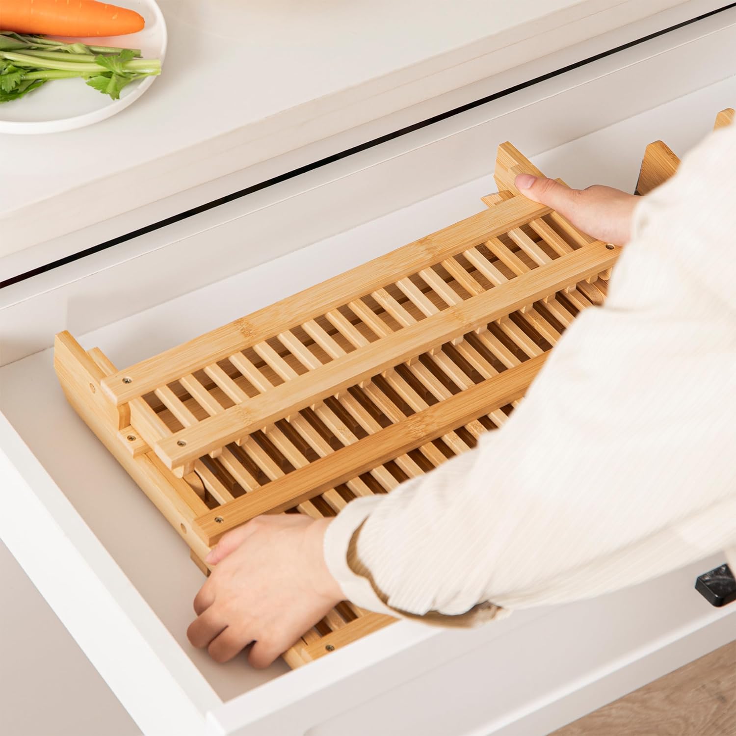 HBlife Escurridor de platos de bambú con soporte para cubiertos de utensilios, soporte de secado plegable grande de 3 niveles para encimera de