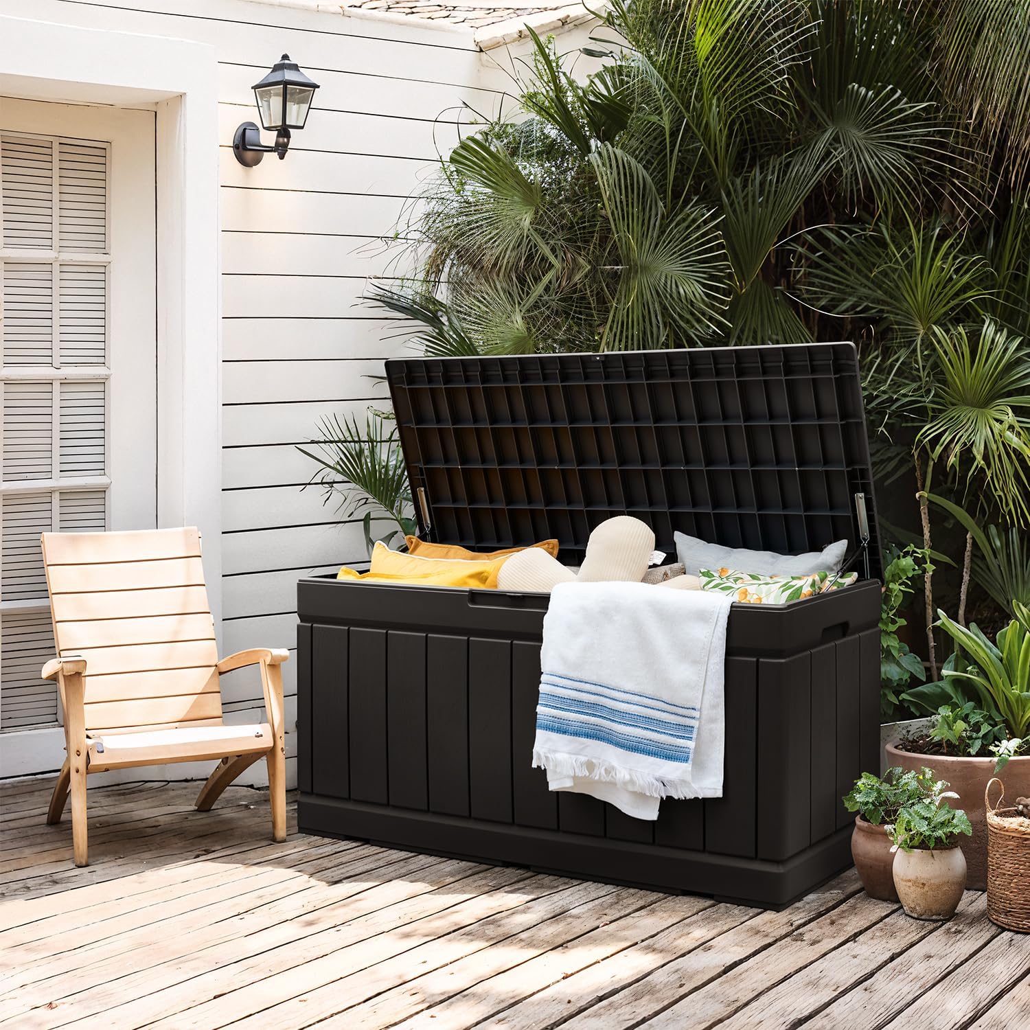 Flamaker Caja de almacenamiento para exteriores, 85 galones, de resina, impermeable, con textura de madera, contenedor de almacenamiento grande para
