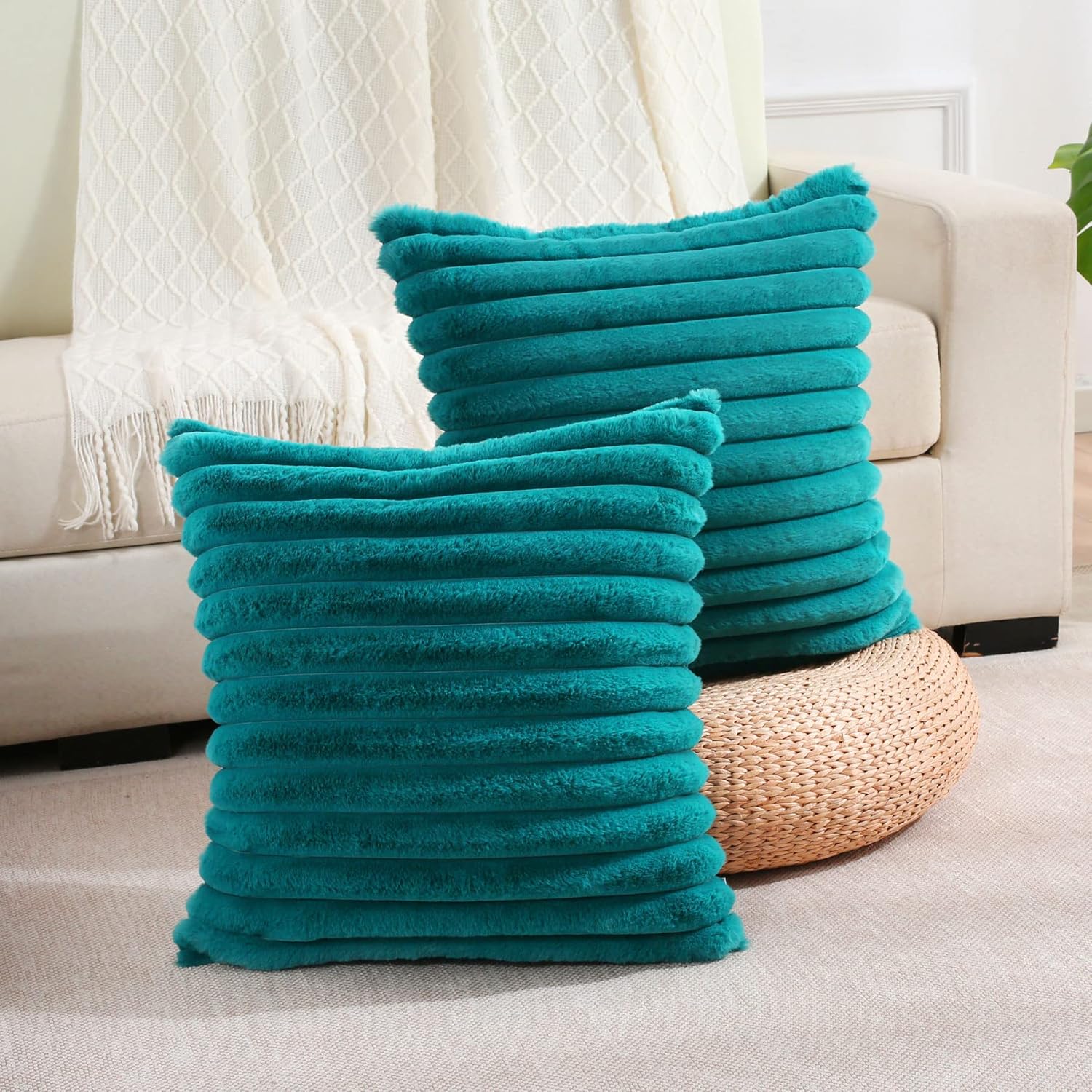 FUTEI – Juego de 2 fundas de almohada decorativas con rayas de color verde azulado, 22 x 22 pulgadas, cuadradas y primaverales, piel sintética de