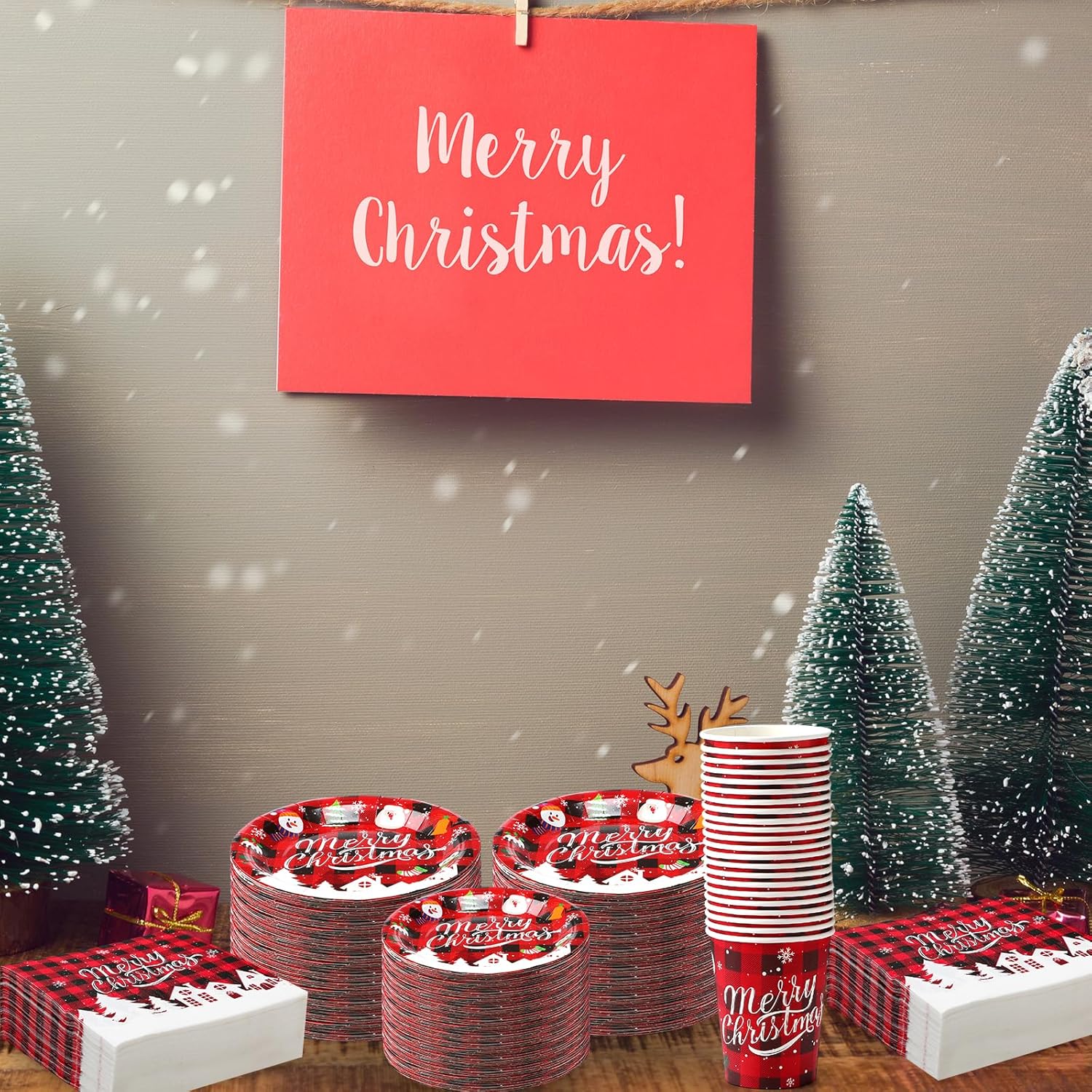 Soaoo Juego de vajilla desechable de Navidad de 400 piezas, incluye 100 platos de papel de Navidad de 9 pulgadas, 100 platos de Navidad de 7