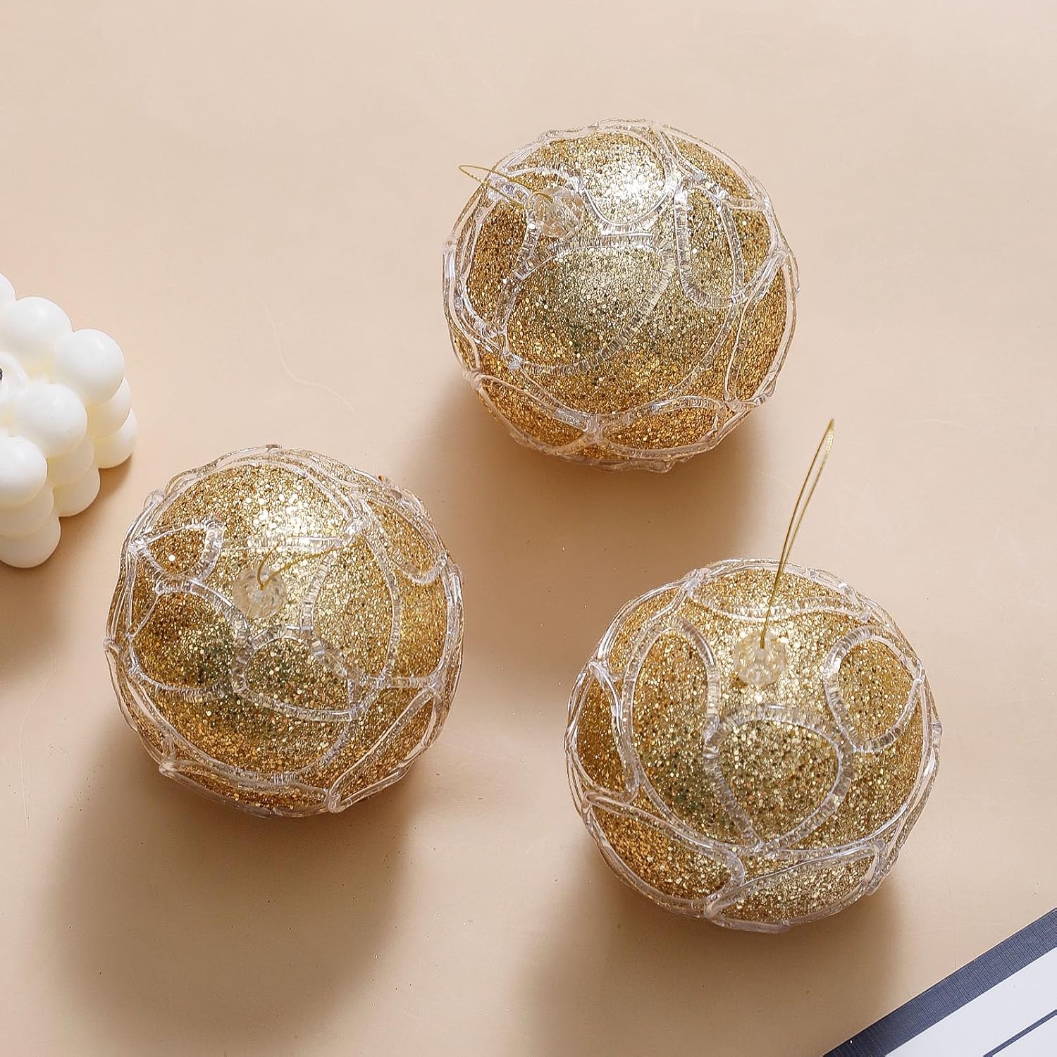 Adornos de bola de Navidad de 4.25 pulgadas, juego de 4 piezas doradas para decoración de árbol de Navidad, bodas, fiestas, vacaciones, decoración