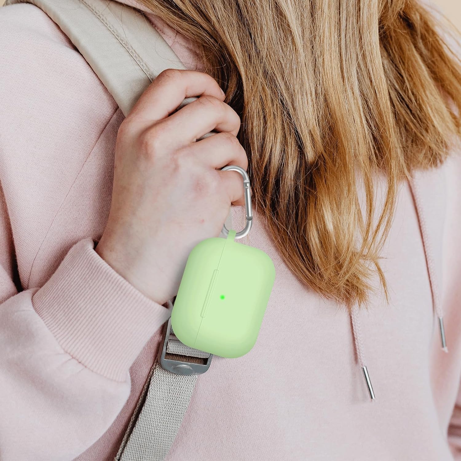 Funda compatible con Airpods Pro, funda de silicona suave con kit de limpieza y puntas de repuesto para las orejas, funda protectora que absorbe los