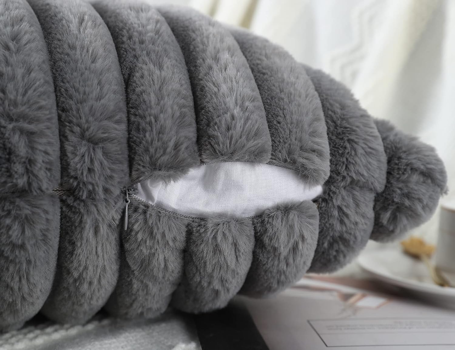 PANOD Juego de 2 fundas de almohada decorativas de piel sintética de 18 x 18 pulgadas, color gris, lujosas fundas de almohada modernas y bohemias