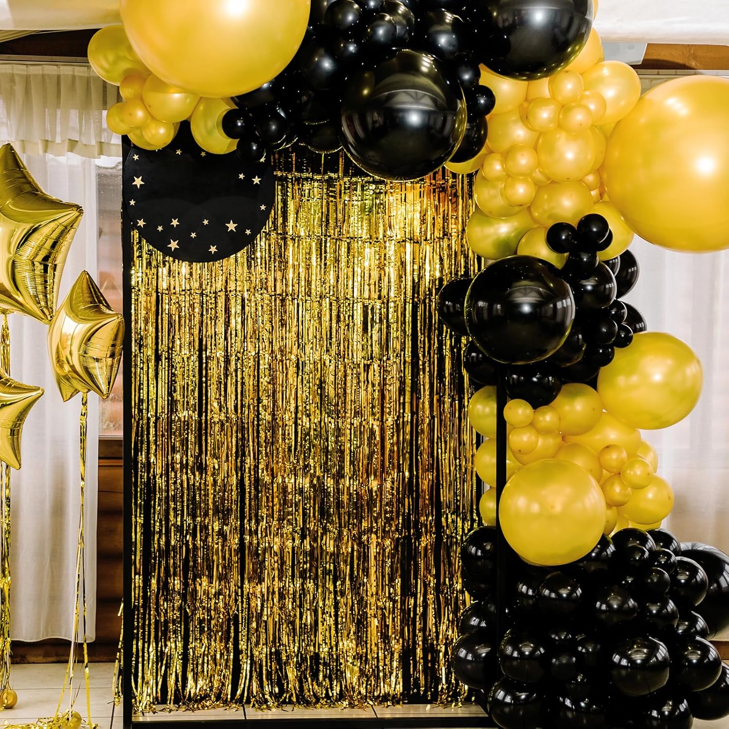 RUBFAC Kit de guirnalda de arco de globos negros y dorados, juego de globos de látex de 18125 pulgadas para fiesta de cumpleaños, boda, graduación,