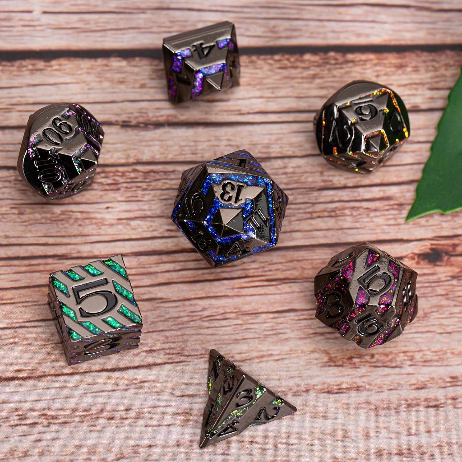 DND – Juego de dados Dungeons and Dragons D20, dados de rayas metálicas con funda de regalo, juegos de dados poliédricos para juegos de mesa, dados