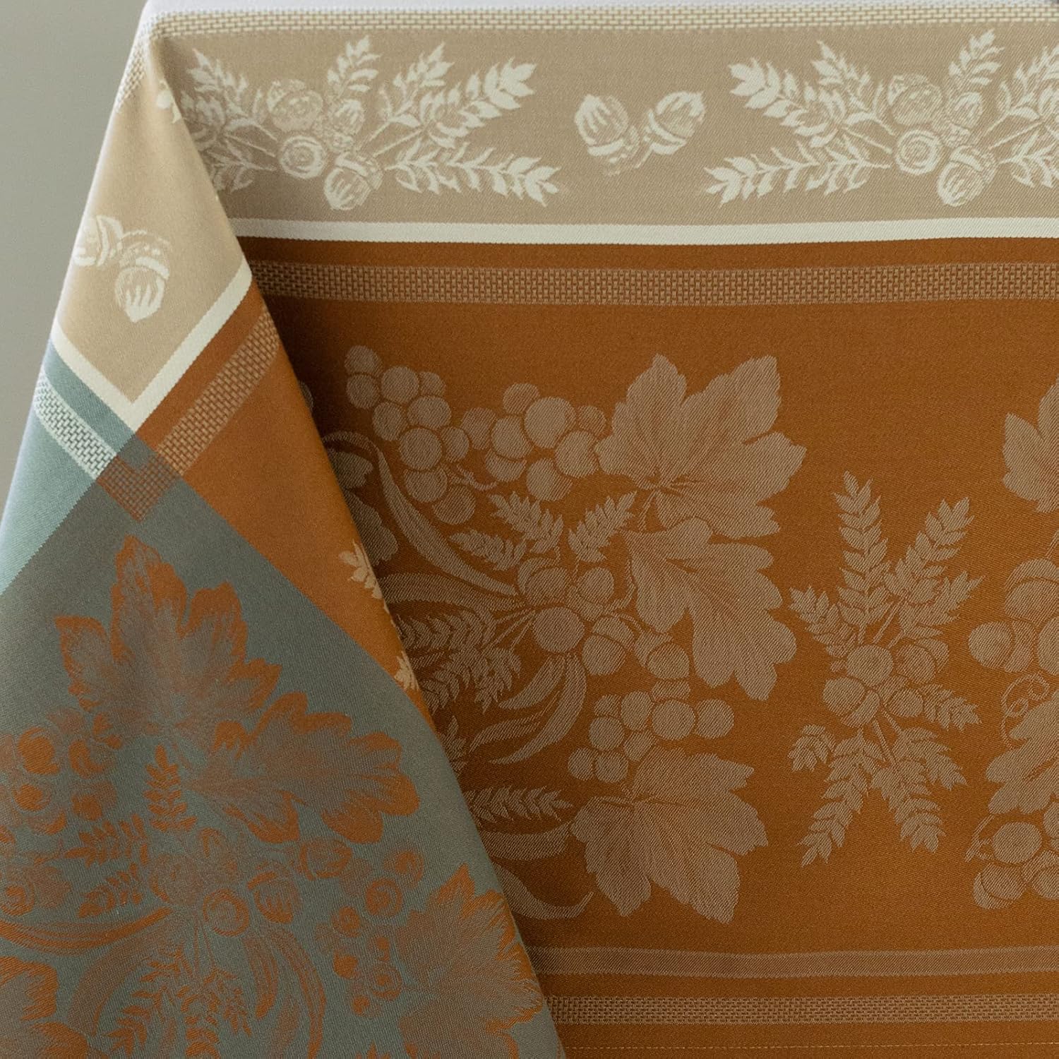 Benson Mills Harvest Gathering – Mantel de tela jacquard pesada para otoño, cosecha y Acción de Gracias (marrón topo, cuadrado de 52 x 52 pulgadas)
