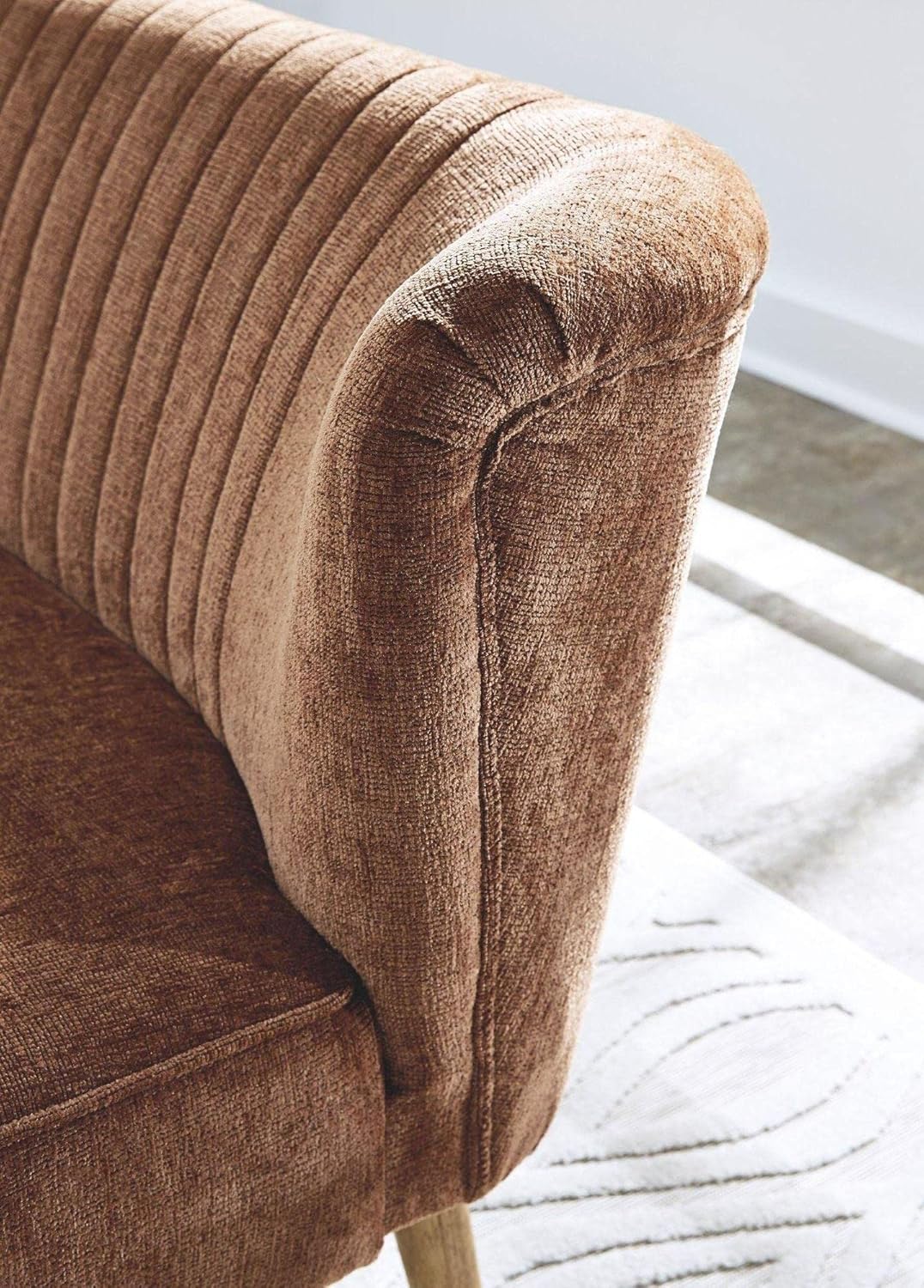 Signature Design by Ashley Collbury Mid-Century – Banco de acento moderno, color marrón