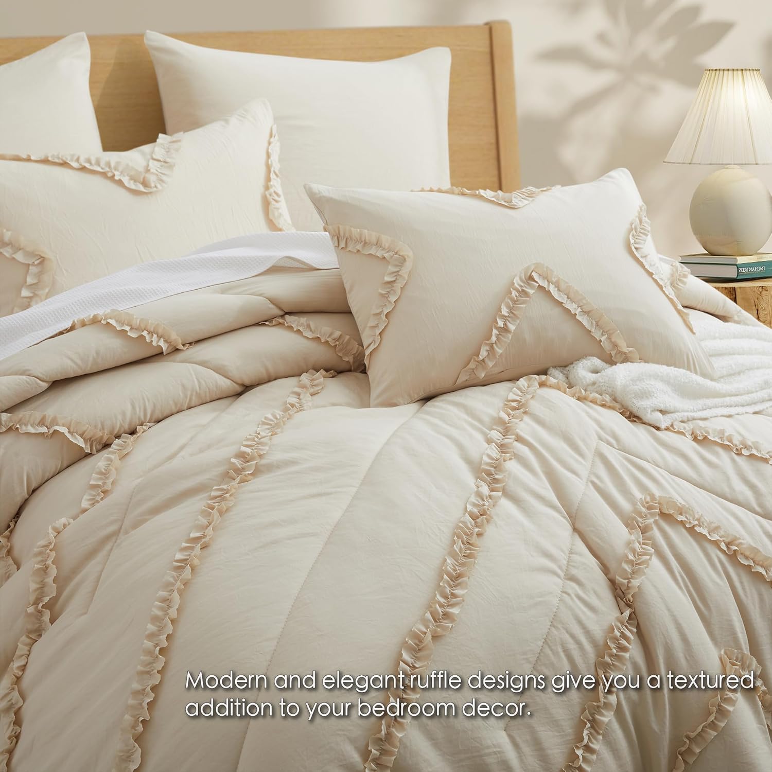 BEDAZZLED Juego de edredón King  Edredón beige con volantes de 5 piezas, ropa de cama en una bolsa, edredón de cama texturizado, elegante juego de