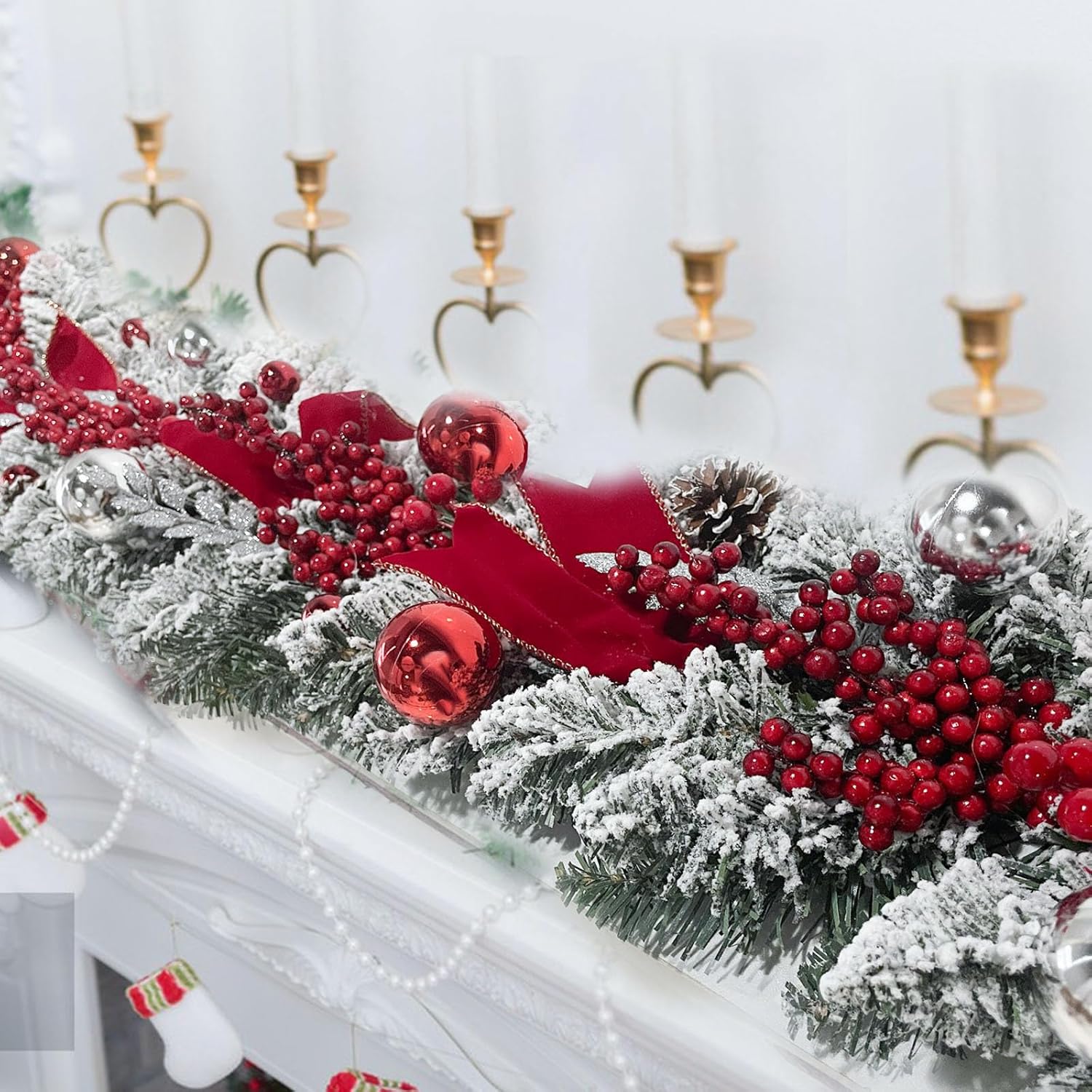 Guirnalda de Navidad artificial de 3.93 pies, corona de Navidad con cinta roja, ramo de bayas, bolas de Navidad y piñas, guirnalda de Navidad,
