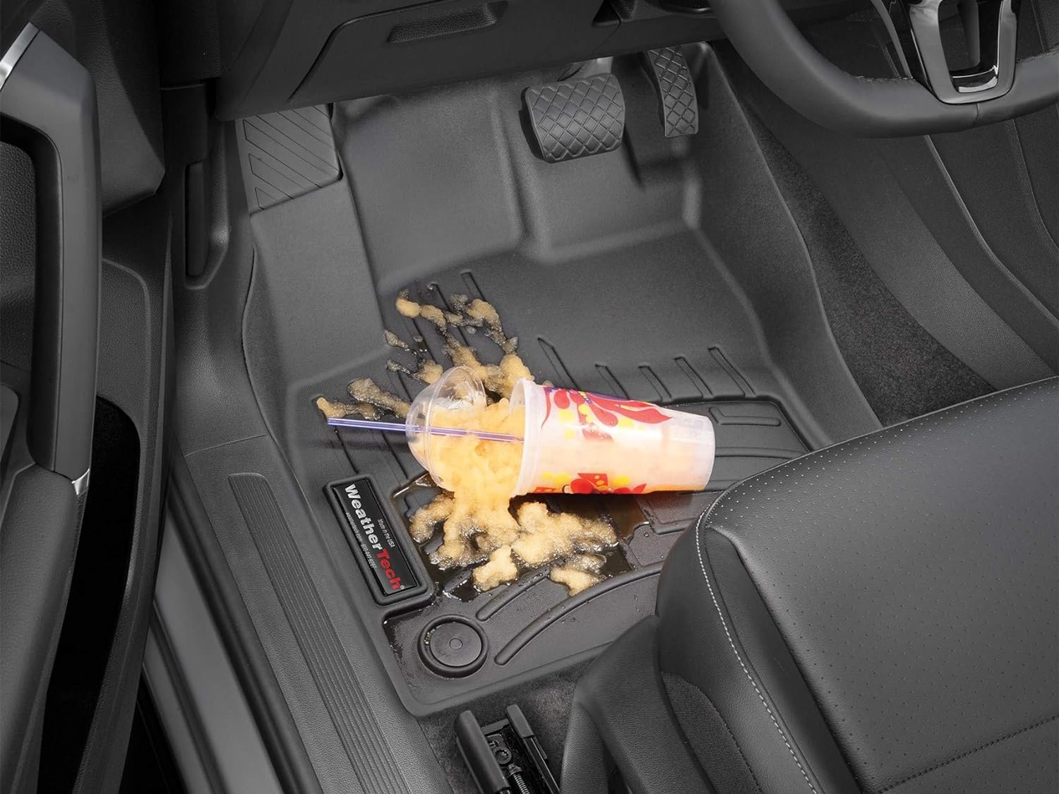 WeatherTech Revestimientos de suelo personalizados para Toyota Tundra – 1 y 2 fila (444081-440939), negro