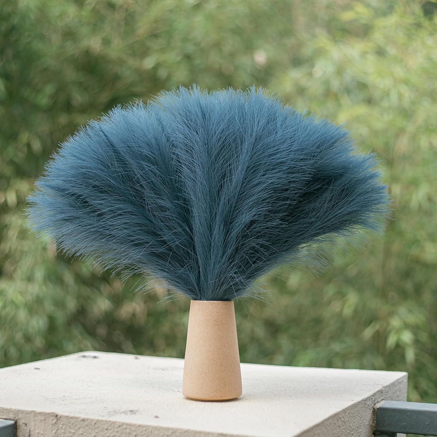 Decoración de hierba de pampa sintética negra y azul, hierba artificial de pampa, pequeña hierba de pampa, arreglo floral de pompas esponjosas
